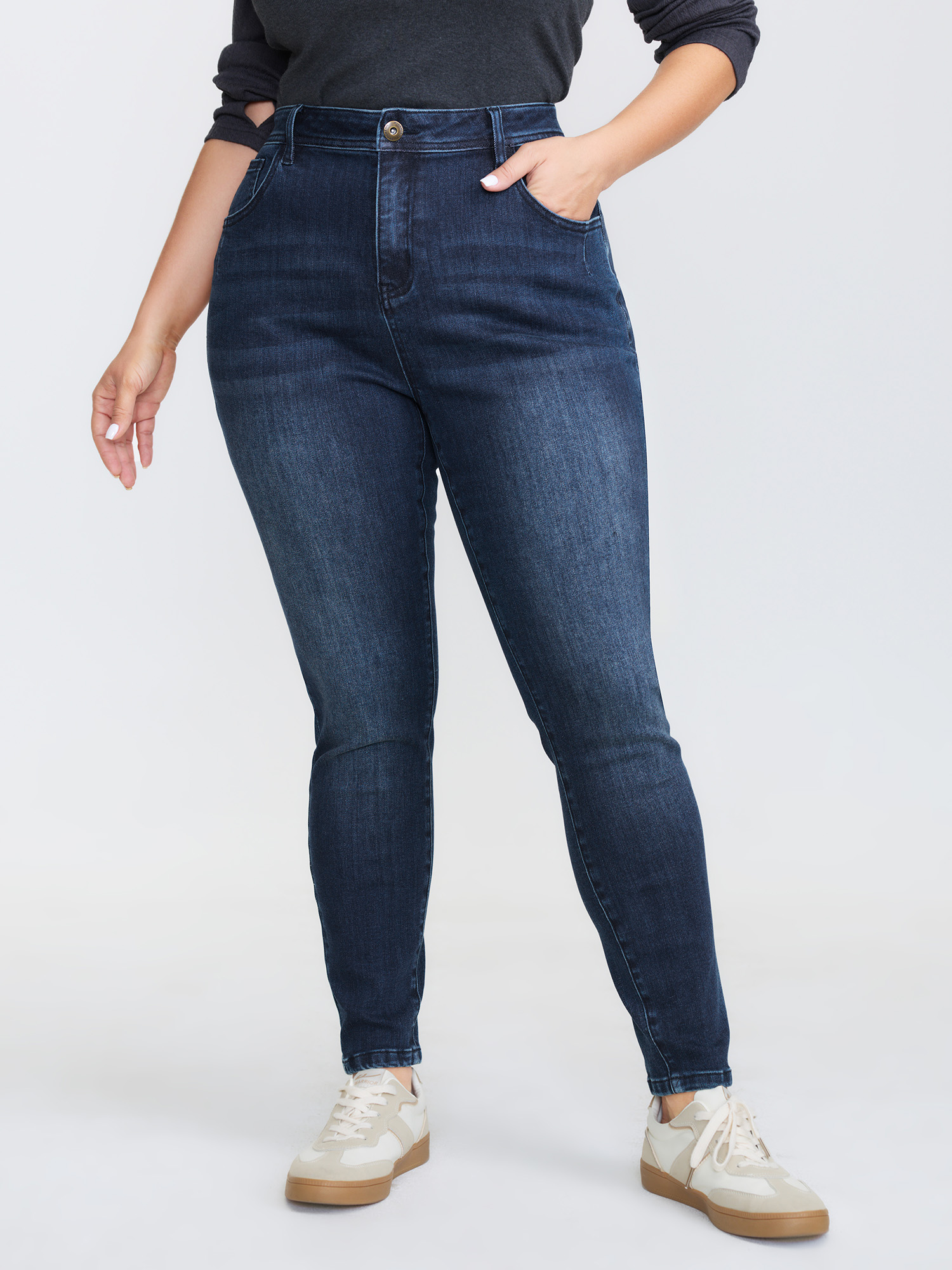 BloomChic Plus Size Elevated Super Stretchy Skinny-Fit Jeans - Curve Women's Ocean Cavern High Rise Skinny fit Thigh-Friendly Five-Pocket Jeans 14/M - Supersoft Knit Denim