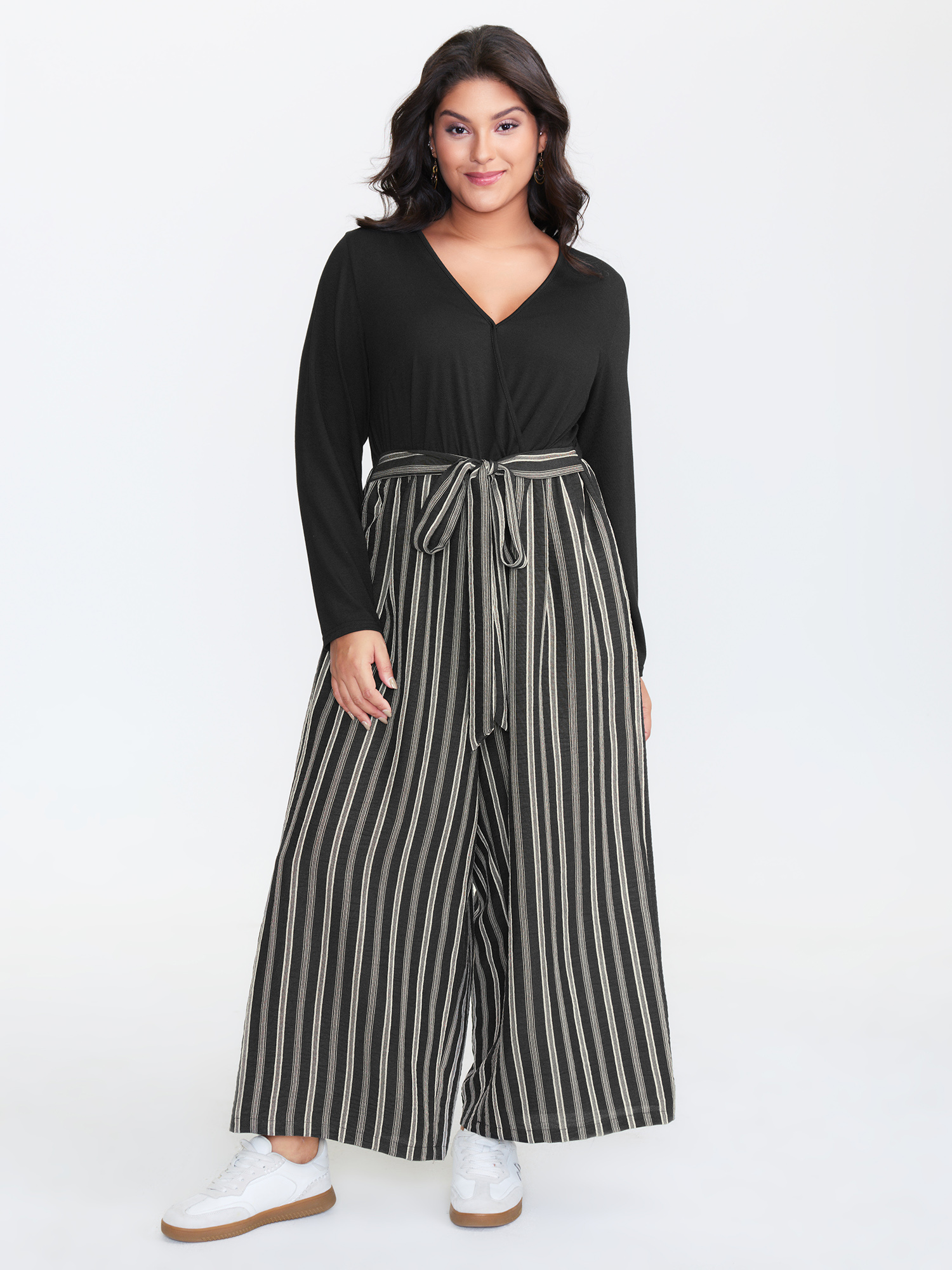BloomChic Women's Plus Size Stripes Color Contrast Jumpsuit Black Casual 30/6X