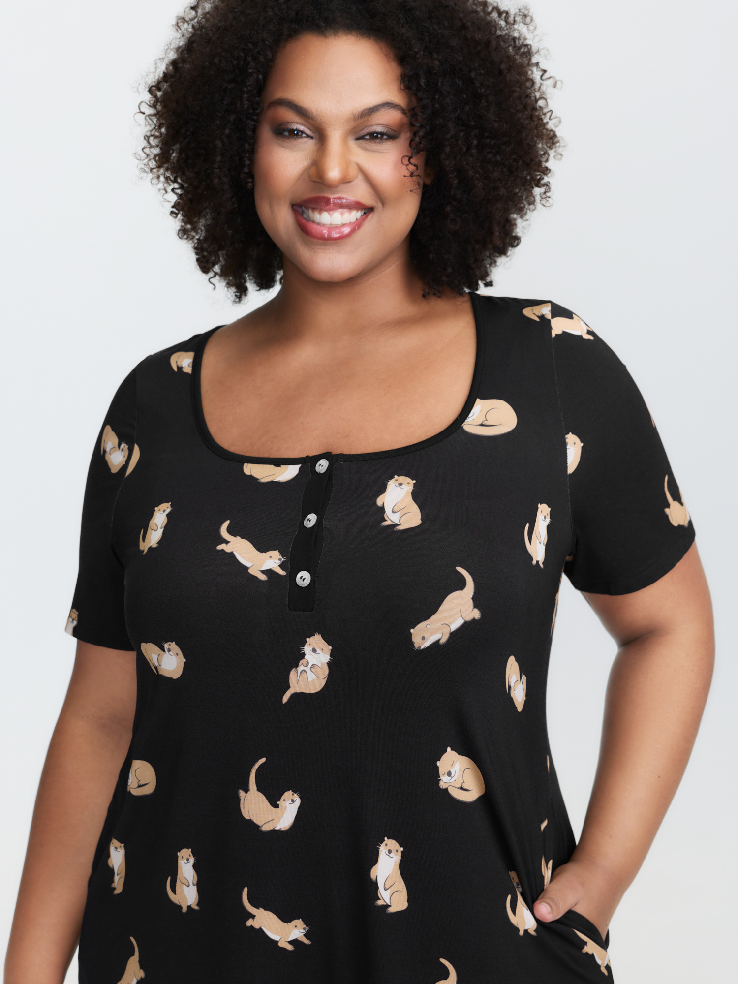 BloomChic Women's Plus Size Otter Print Stretchy Button Detail Nightgown Black Short sleeve Short 22-24/3X-image-47728572301482