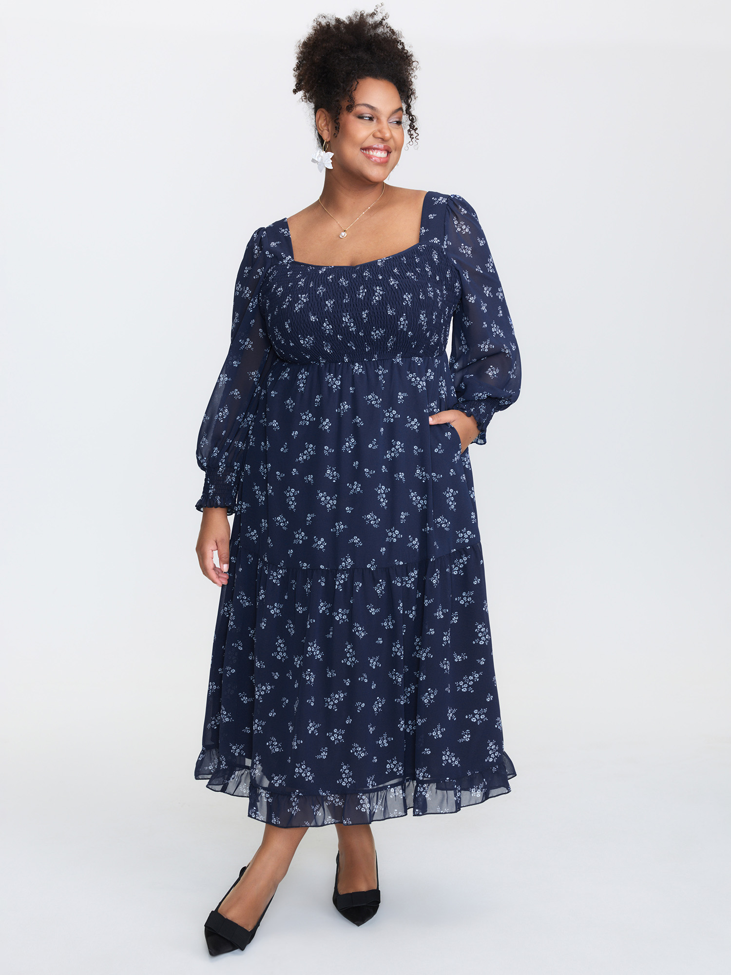BloomChic Women's Plus Size Floral Print Shirred Bodice Sheer Maxi Dress DarkBlue Ditsy Floral Maxi Everyday-Elegant Smocked 10/M