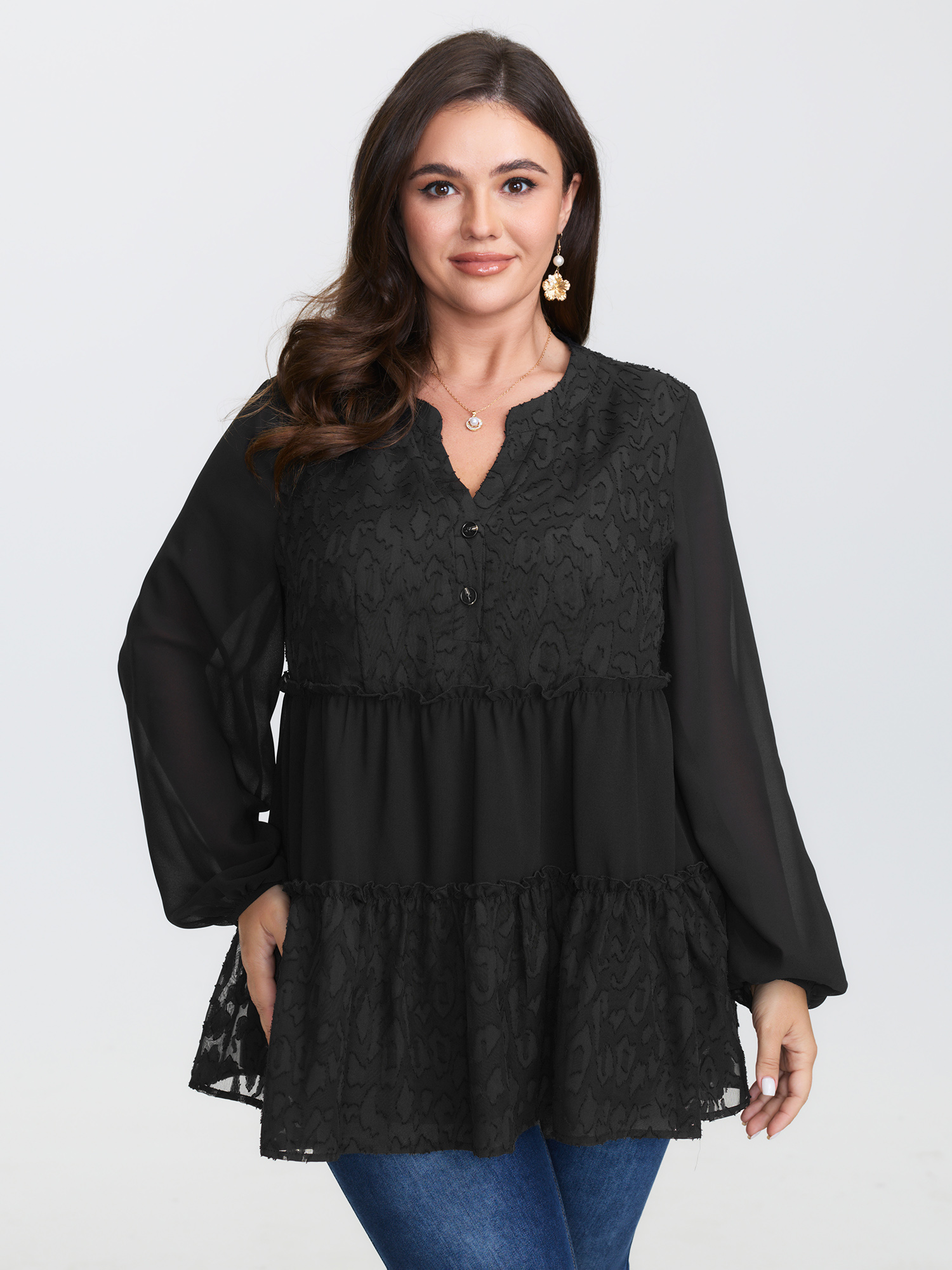 BloomChic Women's Plus Size Textured Leopard Laser Cut Tiered Blouse Black Solid Everyday-Elegant Long Sleeve V-Notch Neck 10/M