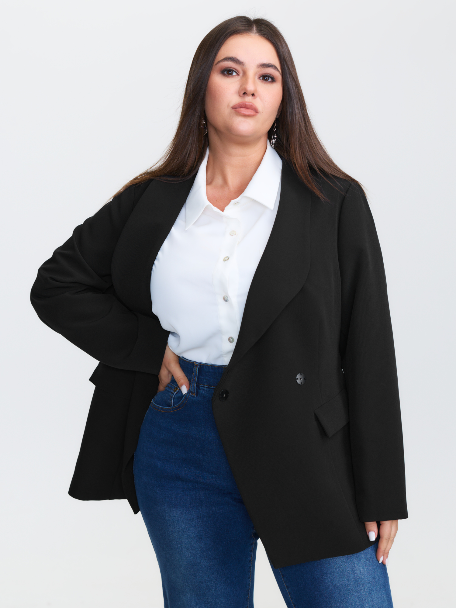 Side view of BloomChic Women's Plus Size Side Belted Plain Blazer Pureblack Sleeveless Extra Long Sleeve 22-24/3X