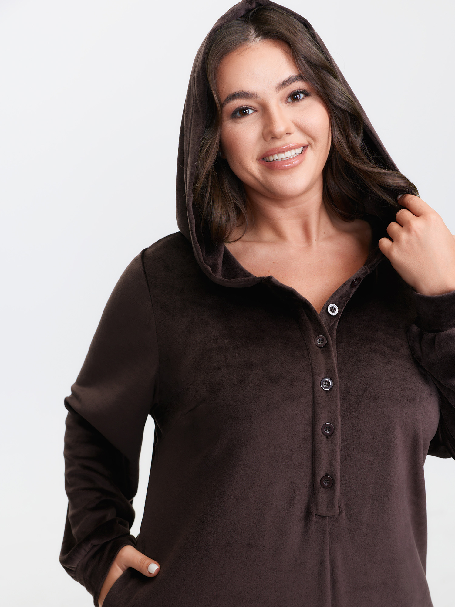 Side view of BloomChic Women's Plus Size Stretchy Hooded Button Placket Pocket Lounge Jumpsuit Browncoffeecolor not graphics 10/M
