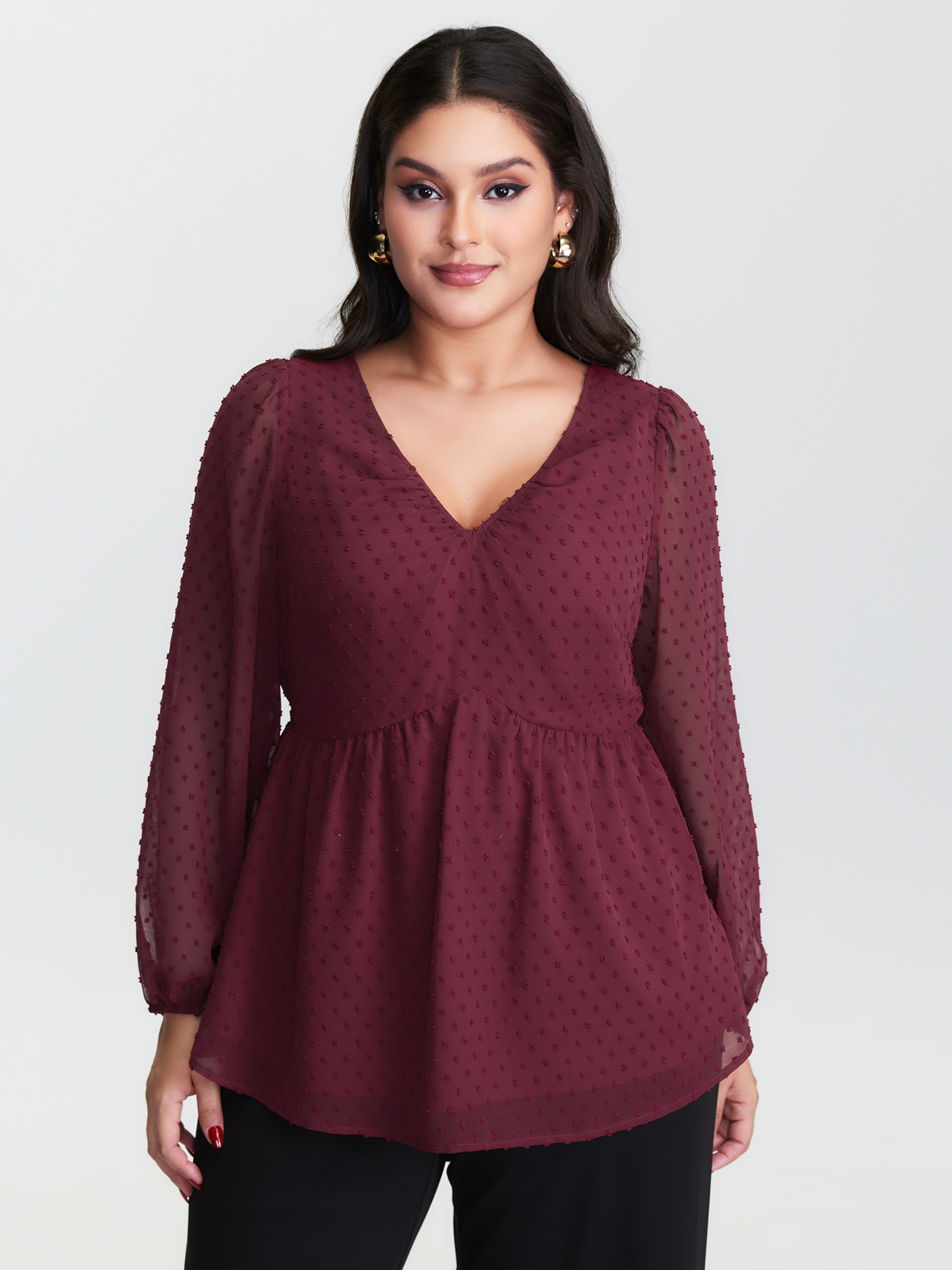 BloomChic Women's Plus Size Polka Dot Jacquard Textured Shirred Blouse Burgundy Solid Everyday-Elegant Long Sleeve V-Neck 22-24/3X