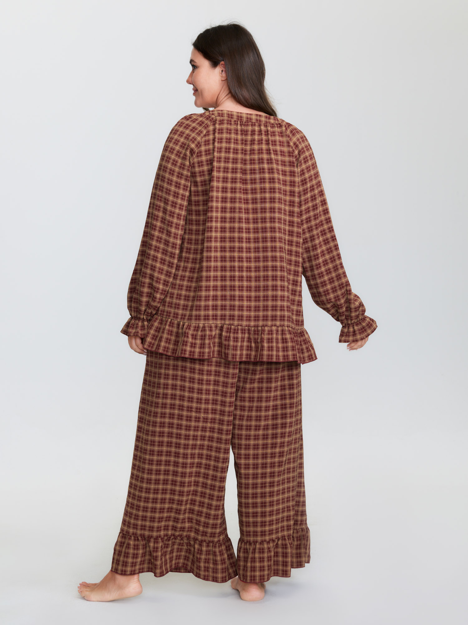 Side view of BloomChic Women's Plus Size Gingham Print Ruffled Hem Co-Ord Pajama Set Coral not graphics 22-24/3X