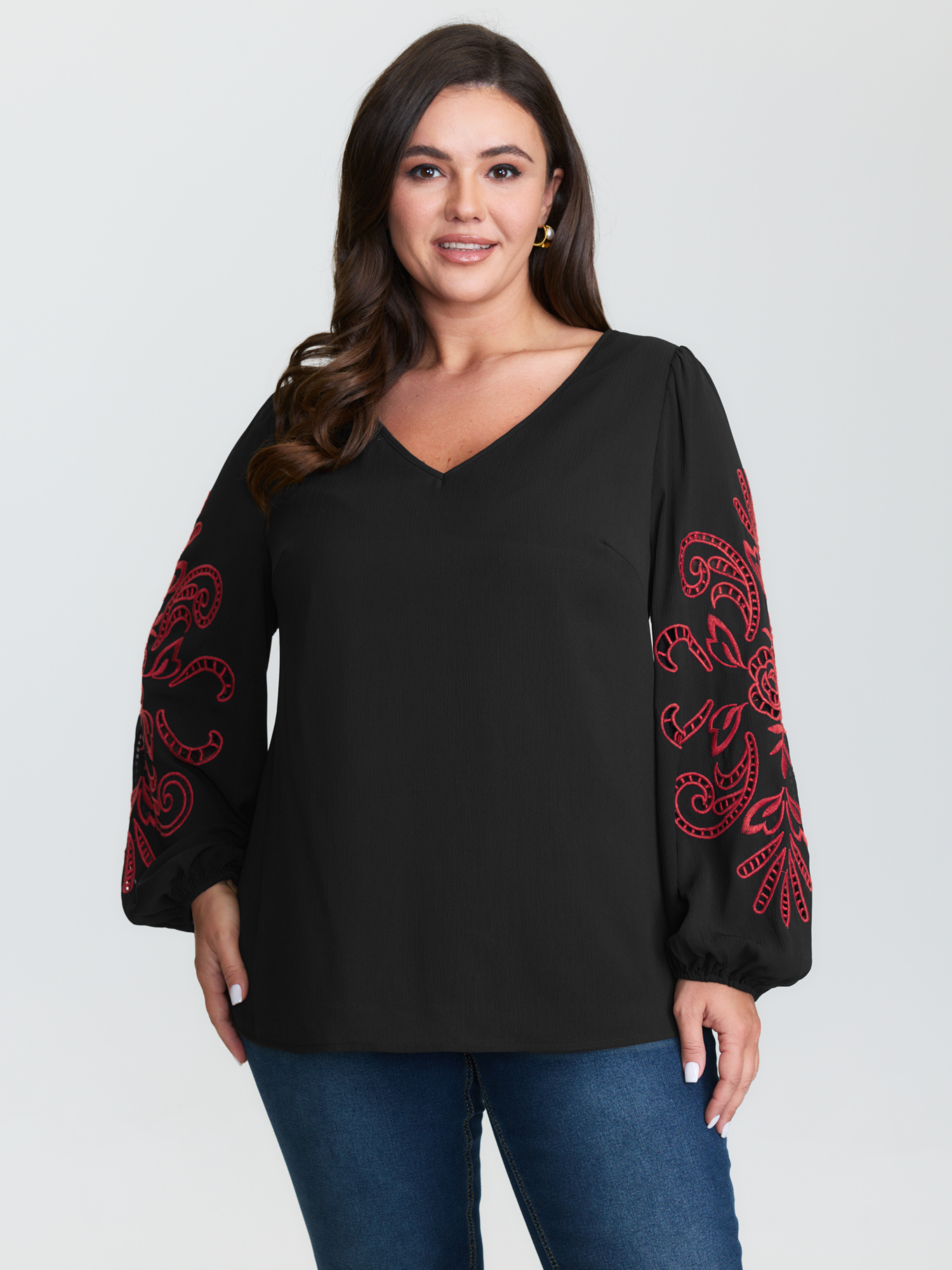 BloomChic Women's Plus Size Cut-Out Embroidered Sleeve Blouse Black Botanical Everyday-Elegant Long Sleeve V-Neck 18-20/2X