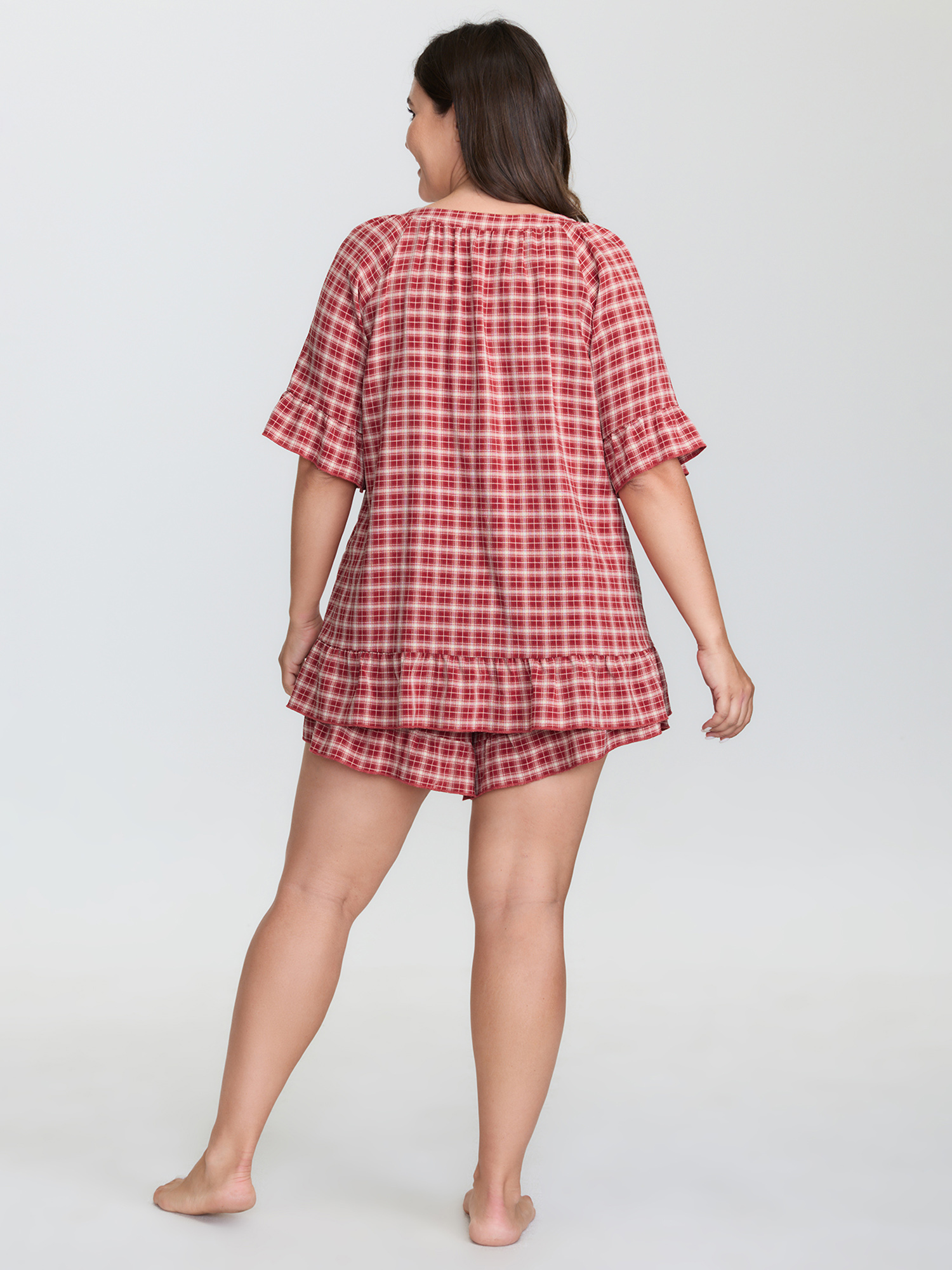 Side view of BloomChic Women's Plus Size Gingham Print Ruffled Hem Co-ord Pajama Set Brightred not graphics 14-16/1X