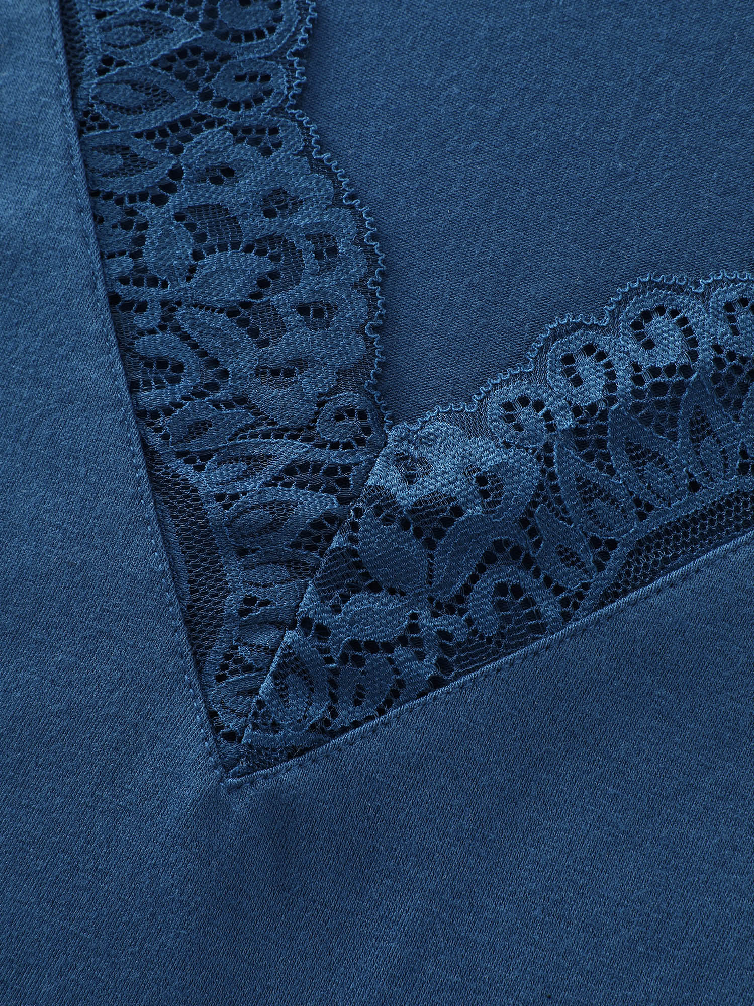 Side view of BloomChic Women's Plus Size Supersoft Lace Trim Two-Piece Pajama Set Mediumblue not graphics 30/6X