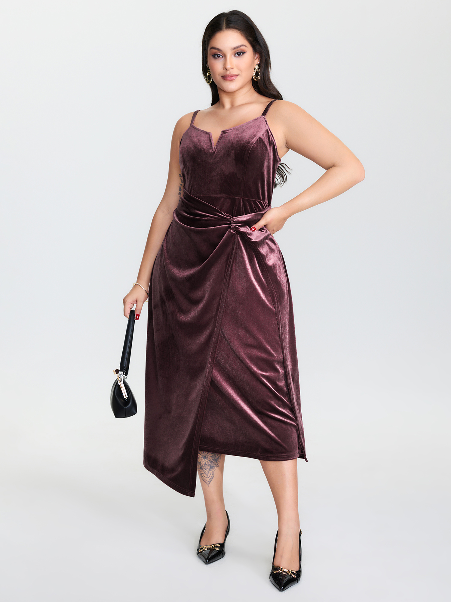 BloomChic Women's Plus Size Velvet Gathered Waist Stretchy Midi Dress Mauve Solid Midi Everyday-Elegant Twist 10/M