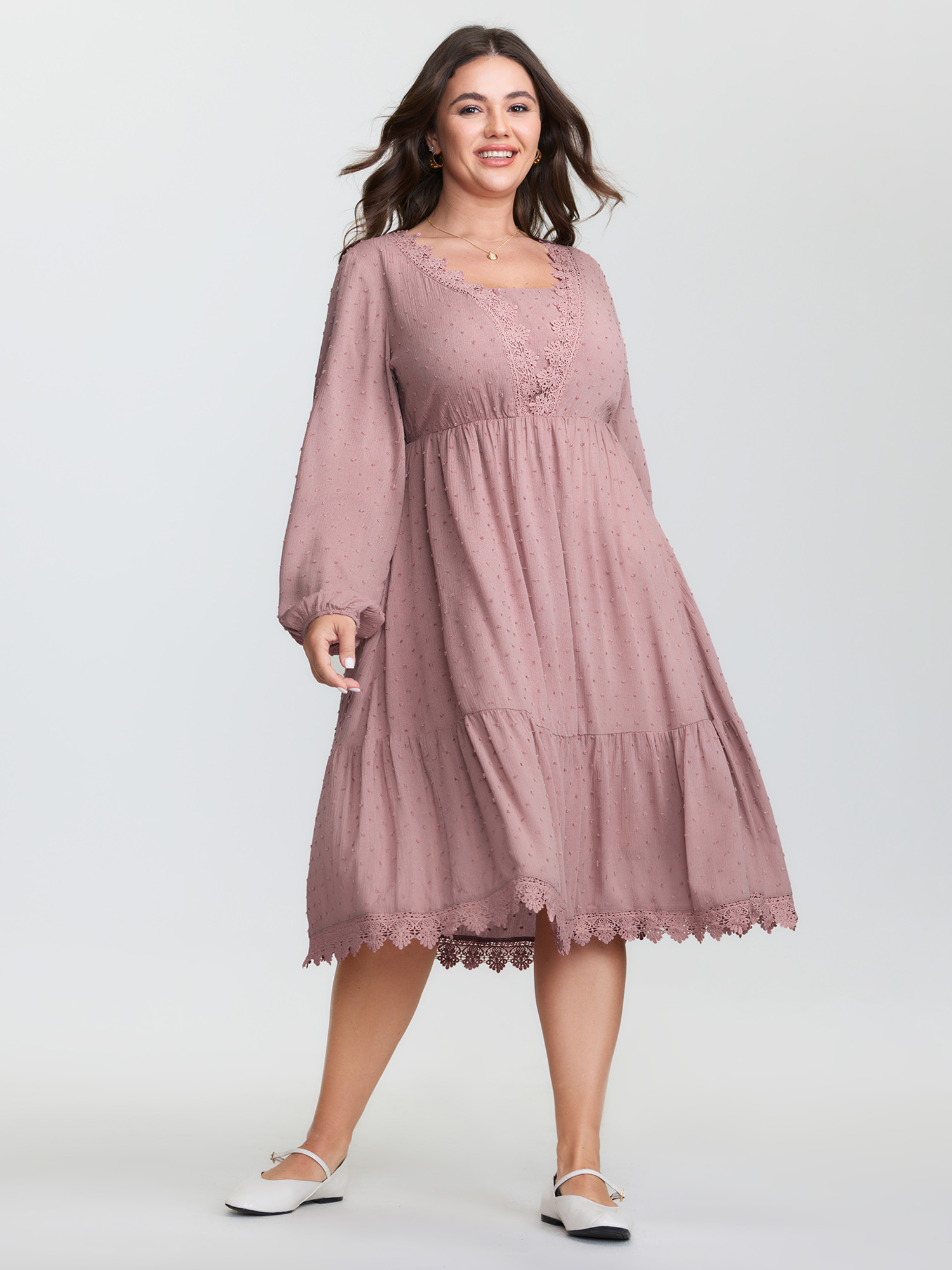 BloomChic Women's Plus Size Textured Scalloped Neckline Tiered Midi Dress Rouge Solid Midi Everyday-Casual Lace Trim 10/M