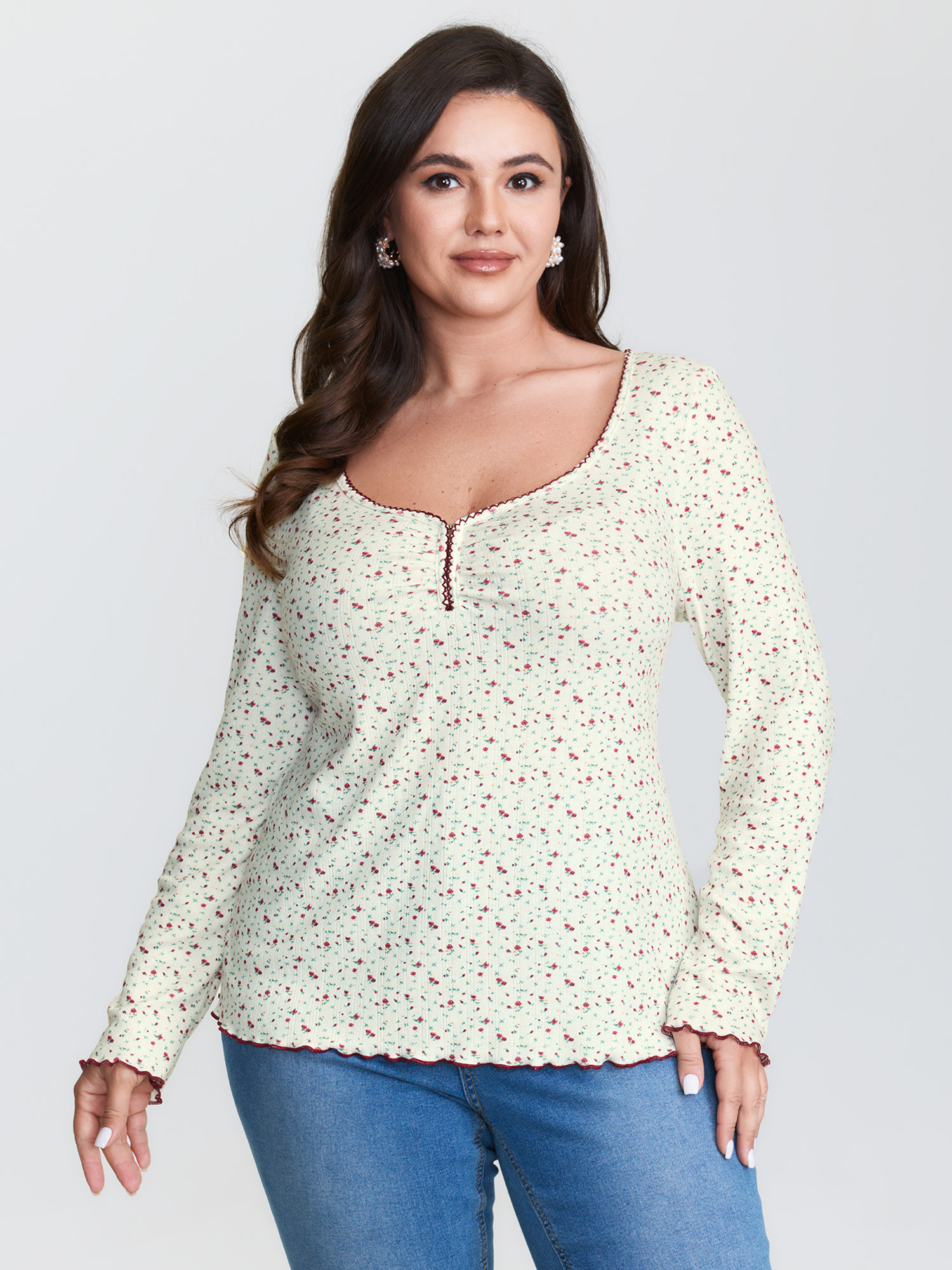 BloomChic Women's Plus Size Supersoft Micro Floral Print Knit Top Beige Long Sleeve Everyday-Elegant Sweetheart Neck 10/M