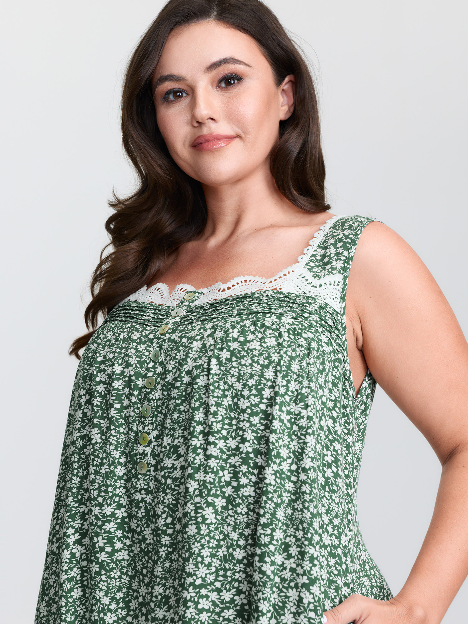Side view of BloomChic Women's Plus Size Floral Lace Neckline Wide Straps Nightgown Emerald Sleeveless Midi Square Neck 10/M