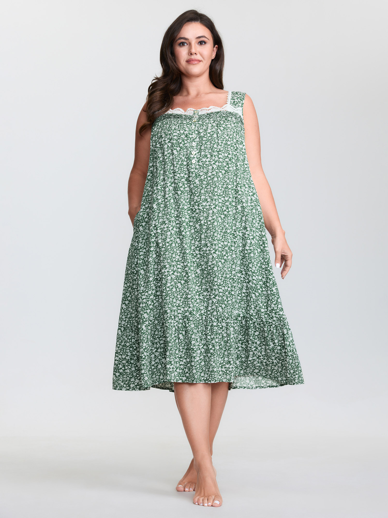 Side view of BloomChic Women's Plus Size Floral Lace Neckline Wide Straps Nightgown Emerald Sleeveless Midi Square Neck 10/M