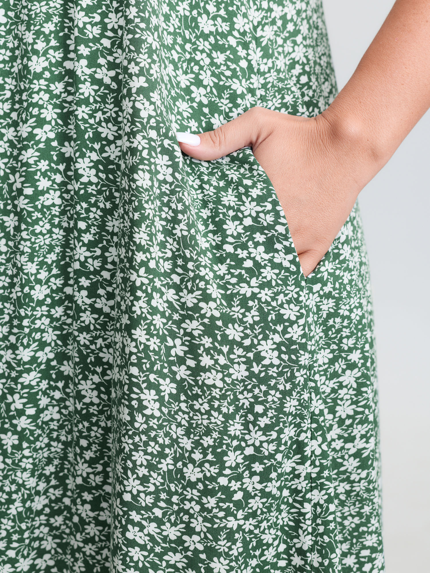 Side view of BloomChic Women's Plus Size Floral Lace Neckline Wide Straps Nightgown Emerald Sleeveless Midi Square Neck 10/M