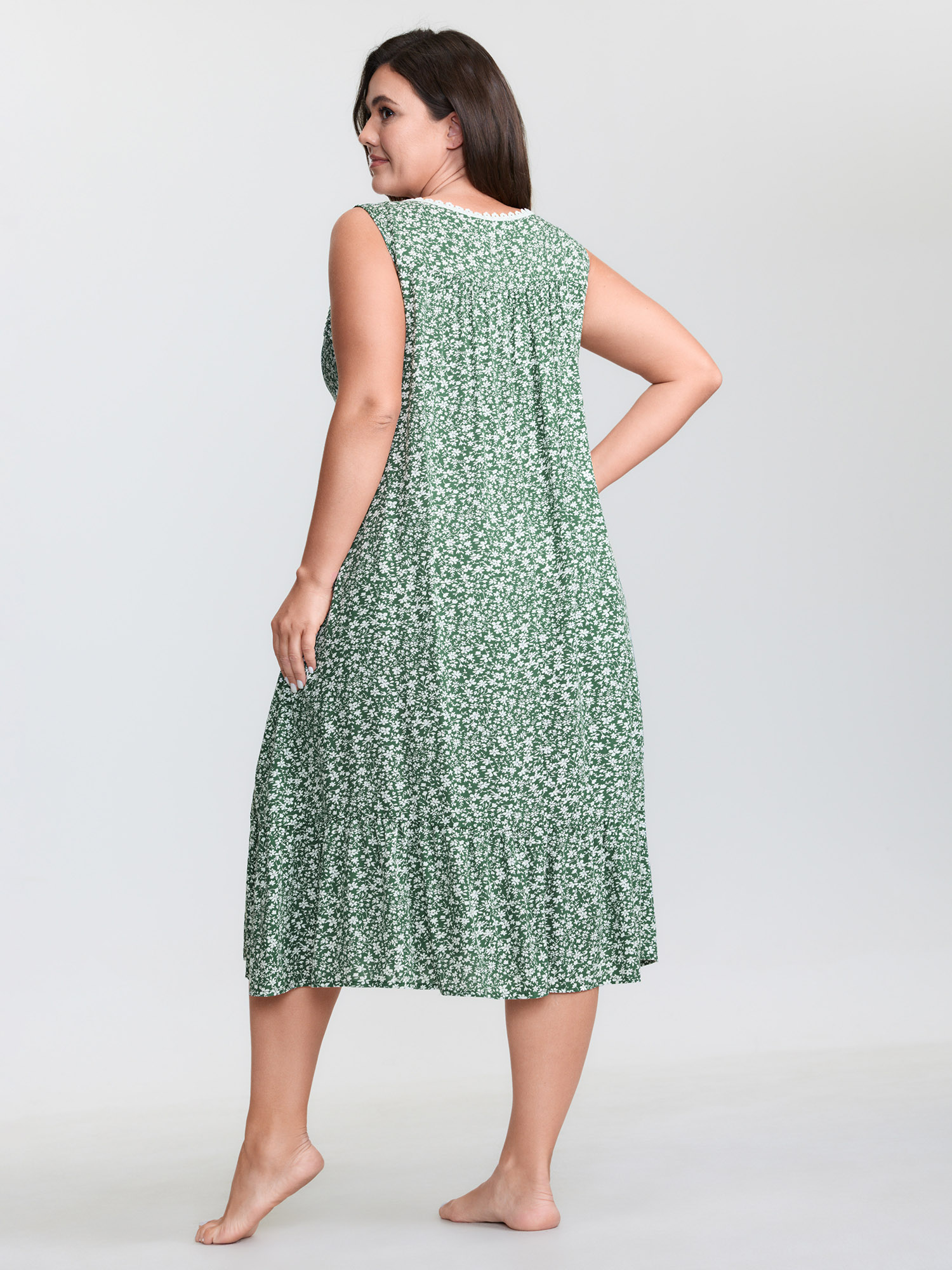 Side view of BloomChic Women's Plus Size Floral Lace Neckline Wide Straps Nightgown Emerald Sleeveless Midi Square Neck 10/M