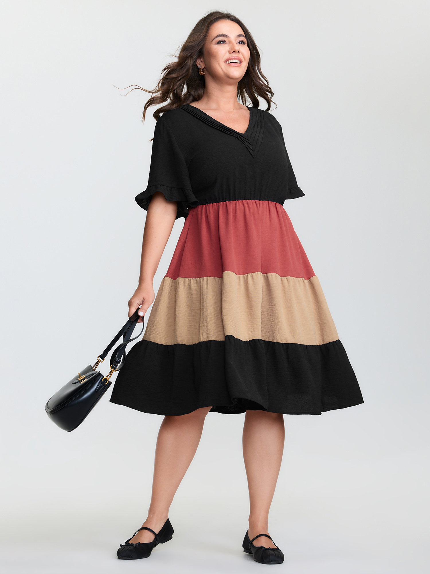 BloomChic Plus Size Colorblock Tiered Pockets Midi Dress - Curve Ladies Black Americana Daily Short sleeve Color Block Side Pocket Daily Dresses 22-24/2X