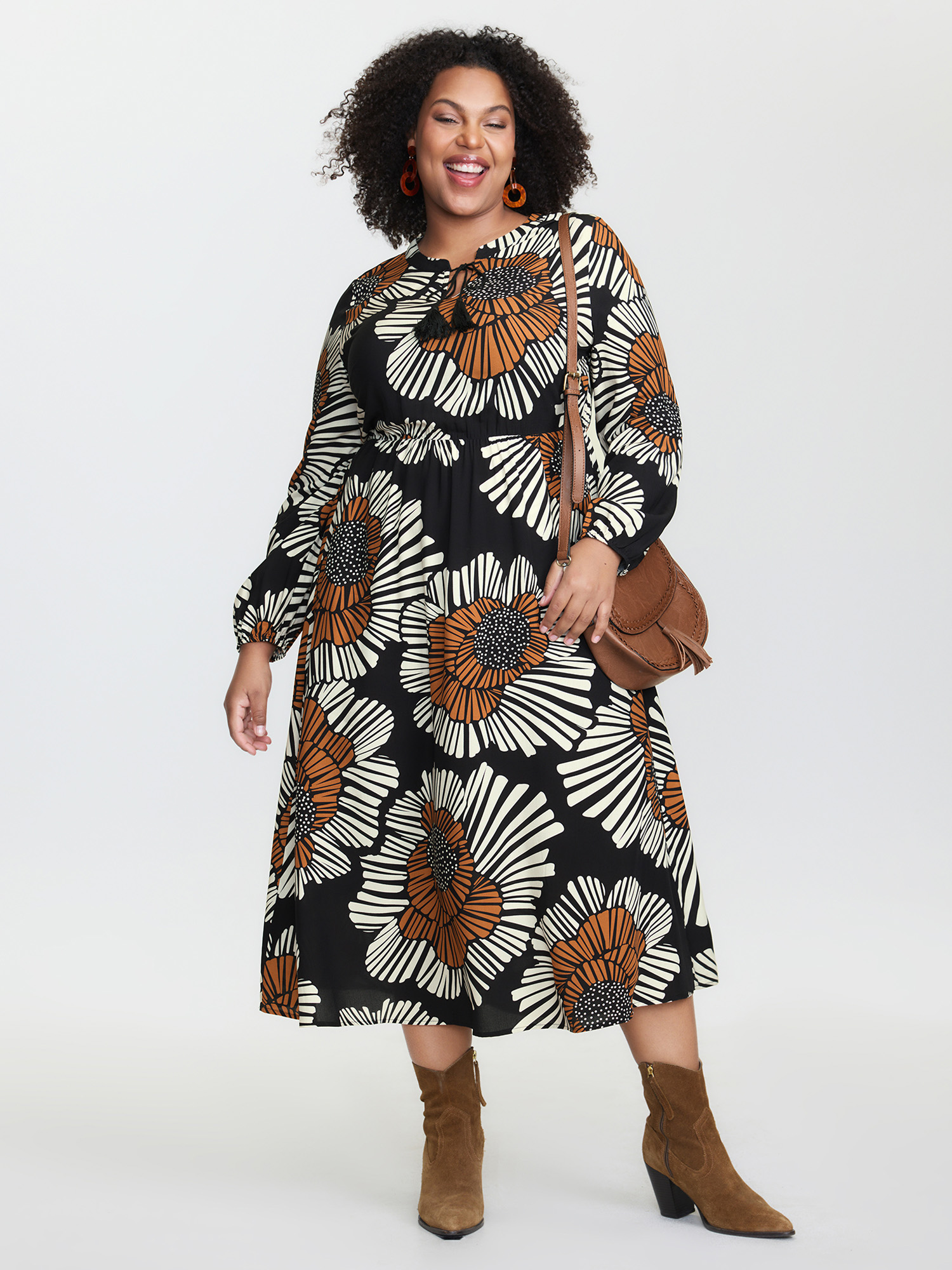 BloomChic Women's Plus Size Large Floral Print Notched Collar Midi Dress Multicolor Art Print Midi Vacation Lace-Up 10/M