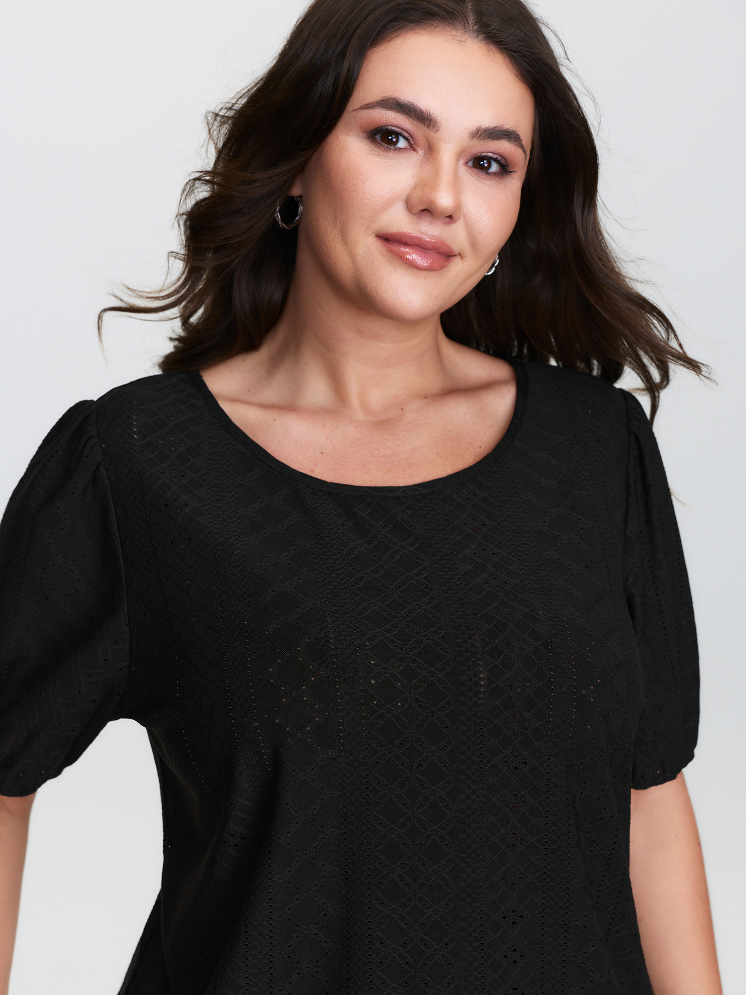 BloomChic Women's Plus Size Textured Puffy Sleeve Round Neck T-Shirt Black Solid Everyday-Casual Short sleeve Round Neck 22-24/3X