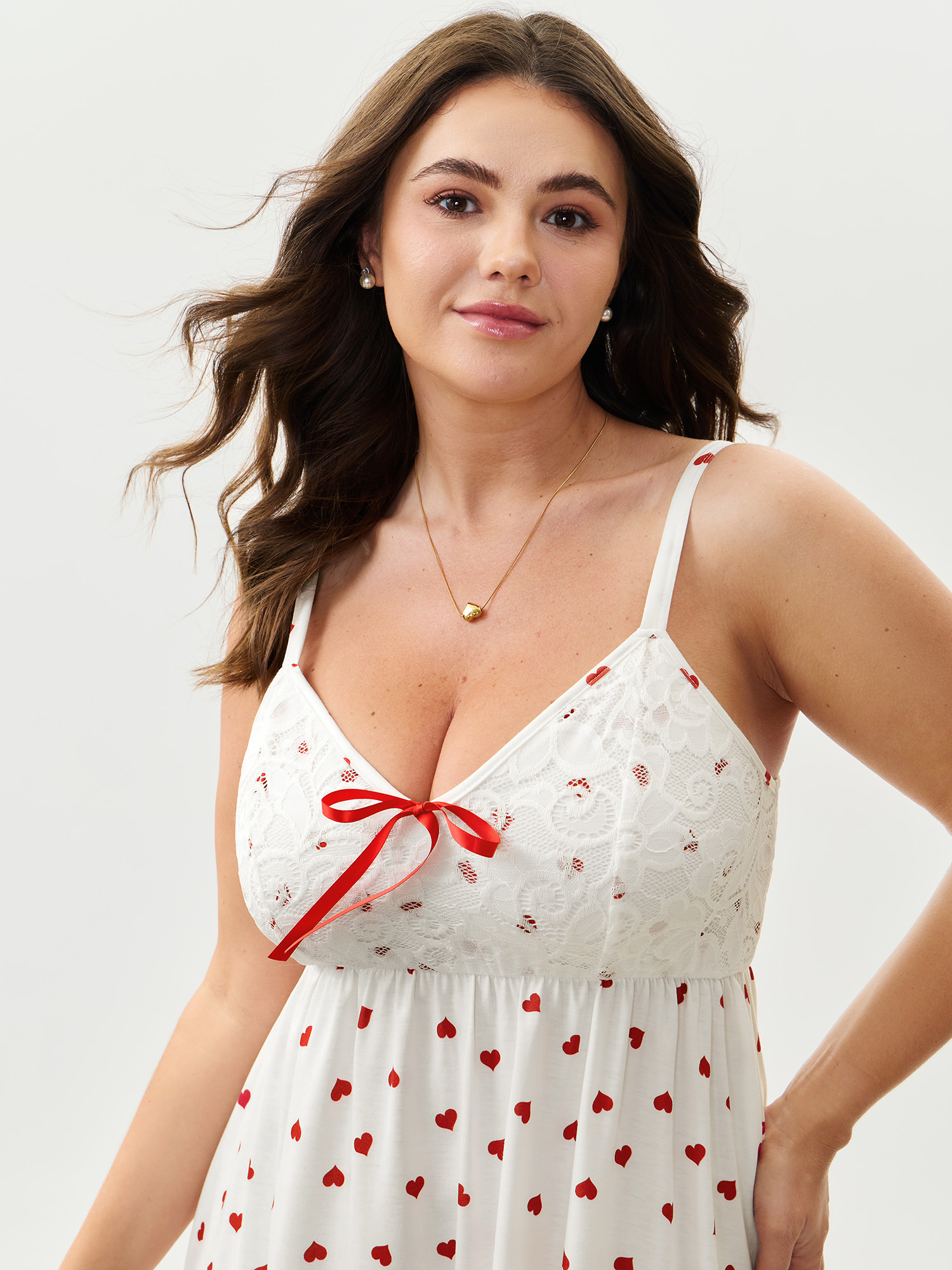 Side view of BloomChic Women's Plus Size Romantic Heart Print Lace Sleep Dress Originalwhite Sleeveless Tunic V-Neck 12/L
