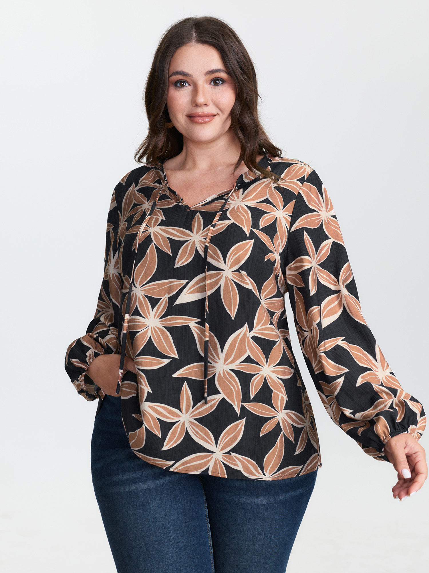 BloomChic Women's Plus Size Large Floral Print Notched Collar Blouse BlackFlower Floral Vacation Long Sleeve V-Notch Neck 10/M