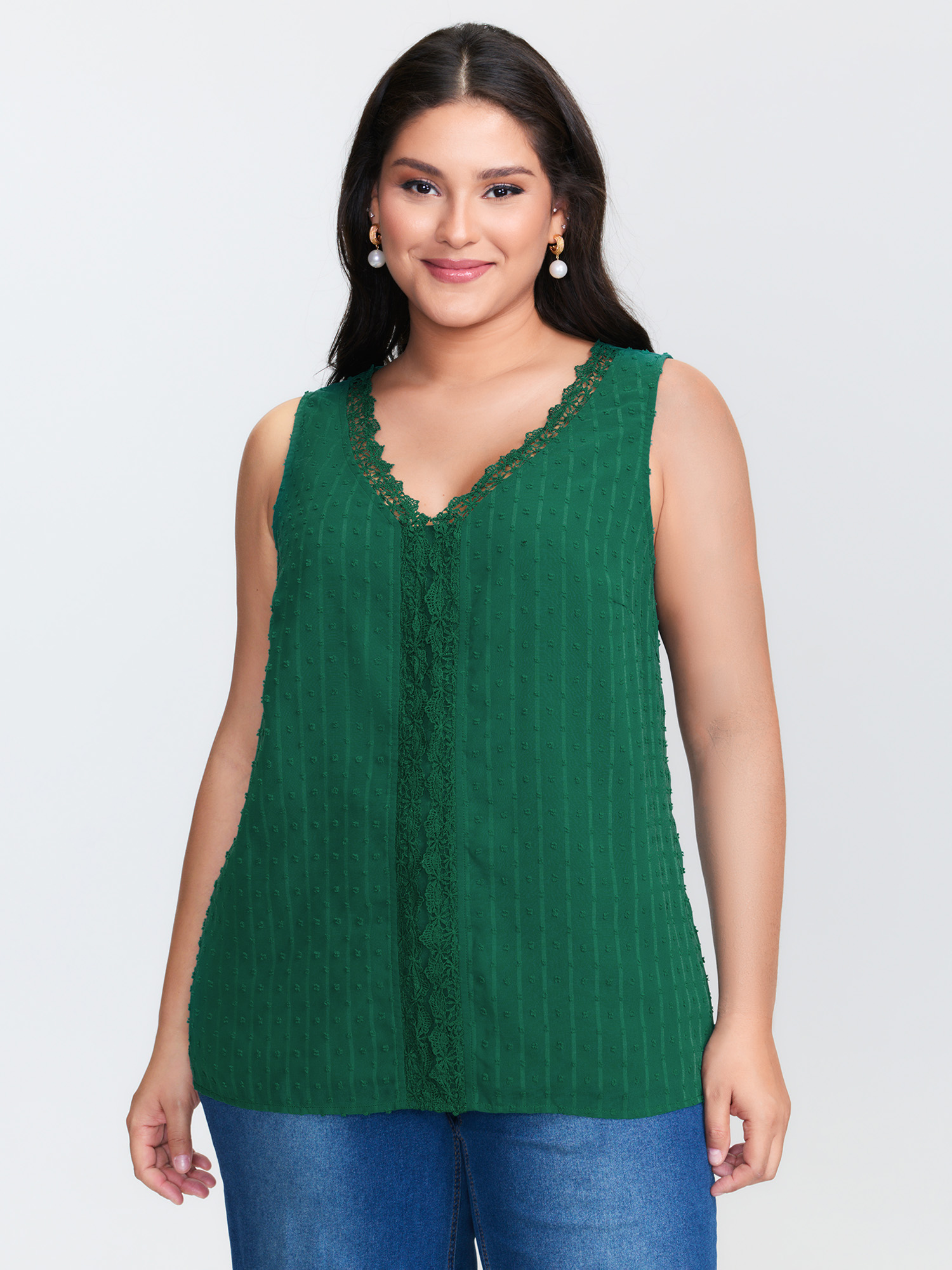 BloomChic Women's Plus Size Textured Lace V-Neck Tank Top Emerald Everyday-Elegant A-line 12/L