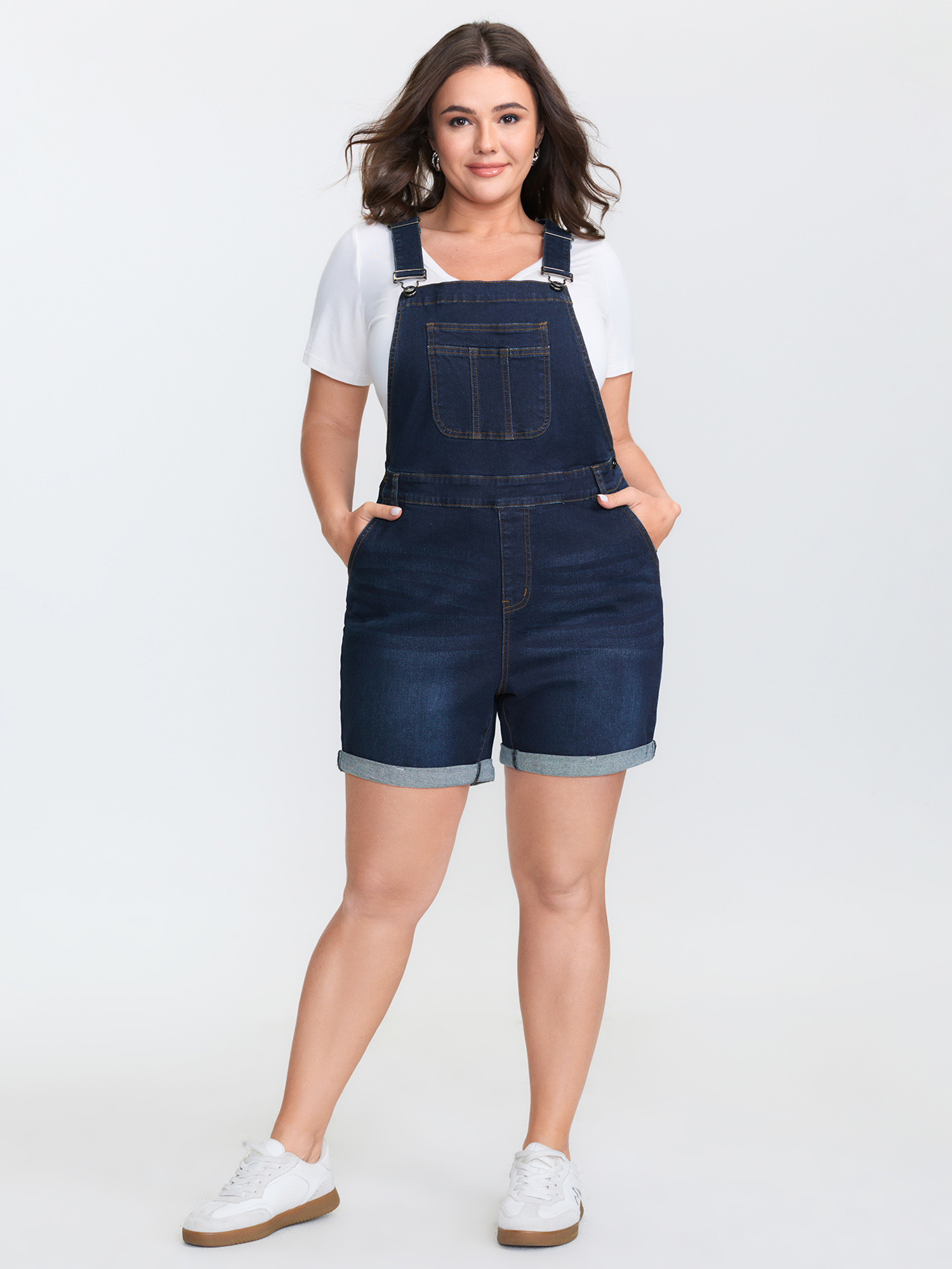 Side view of BloomChic Women's Plus Size Stretchy Straight-Leg Denim Overall Jumpsuit Denimindigo Casual High stretch 12/L