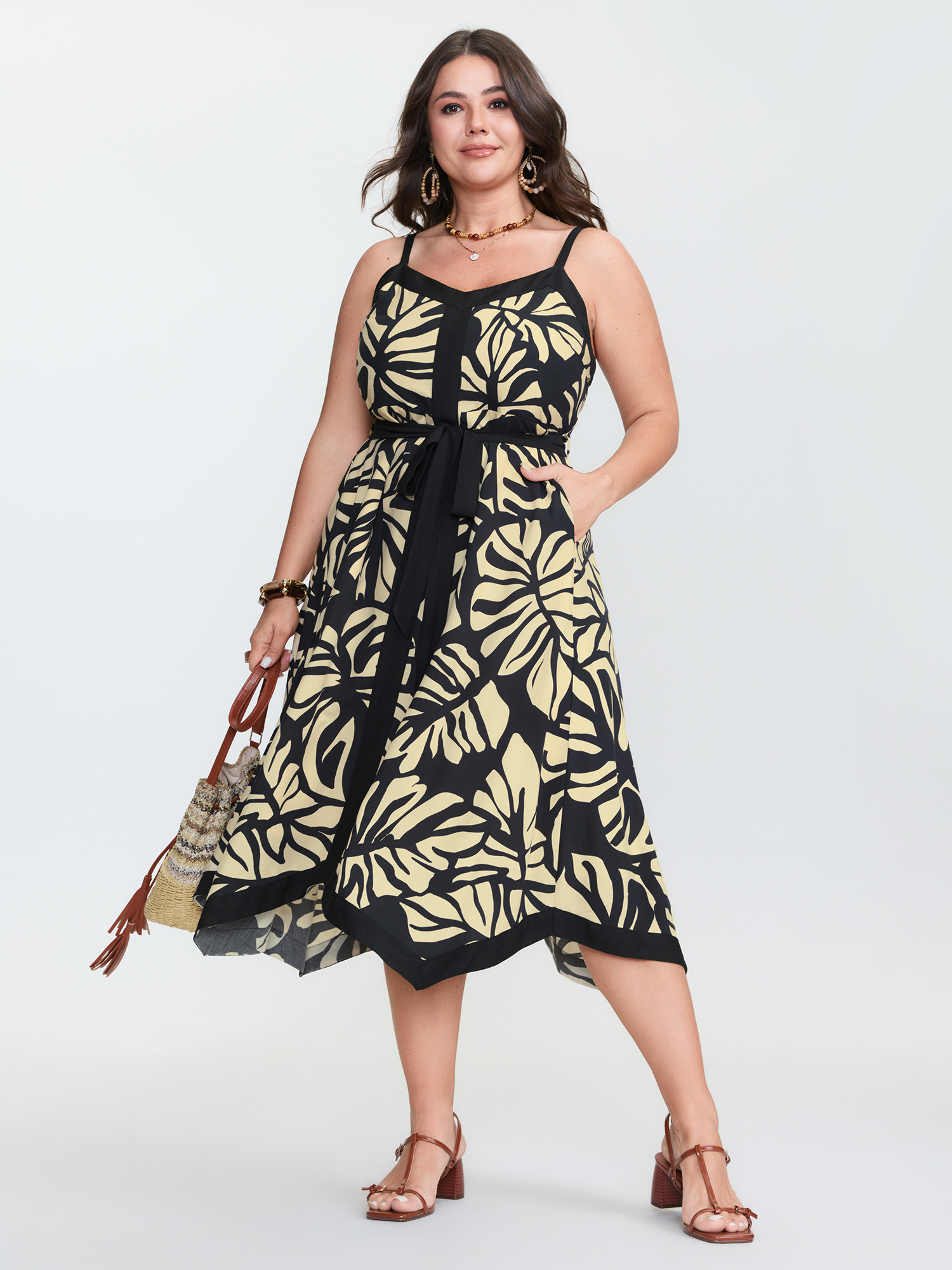 BloomChic Women's Plus Size Leaf Print Waist Tie Cami Midi Dress BlackFlower Tropical Midi Vacation 22-24/3X