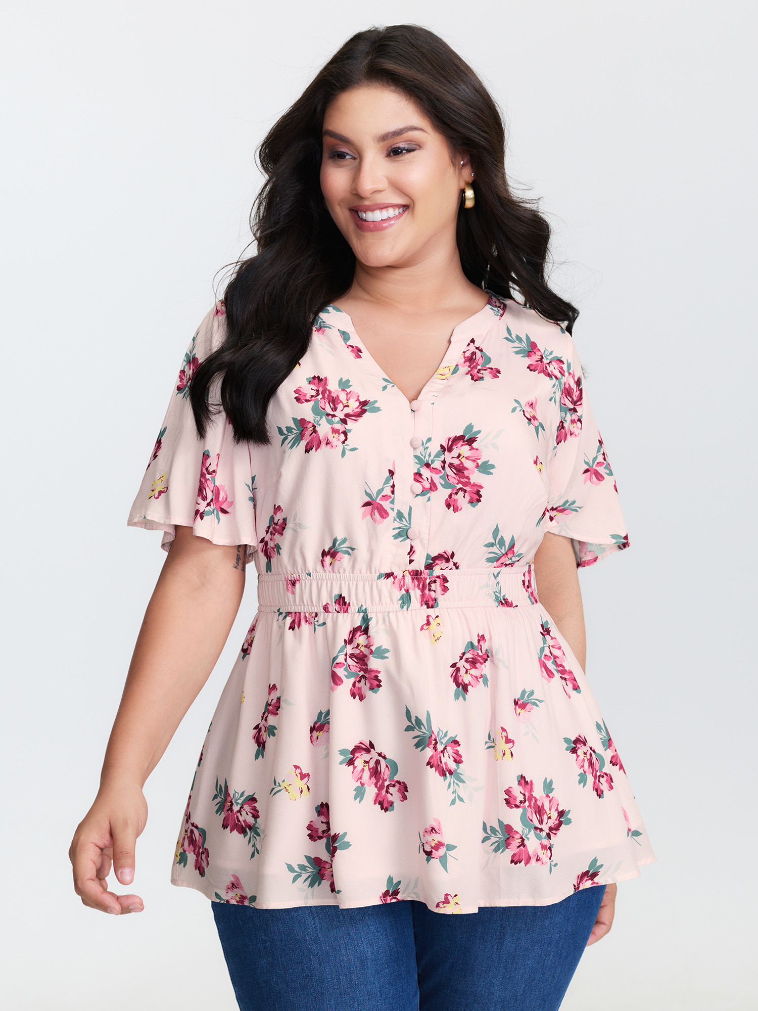 BloomChic Women's Plus Size Supersoft Rose Print V-Neck Blouse Lightpink Floral Everyday-Casual Short sleeve 10/M