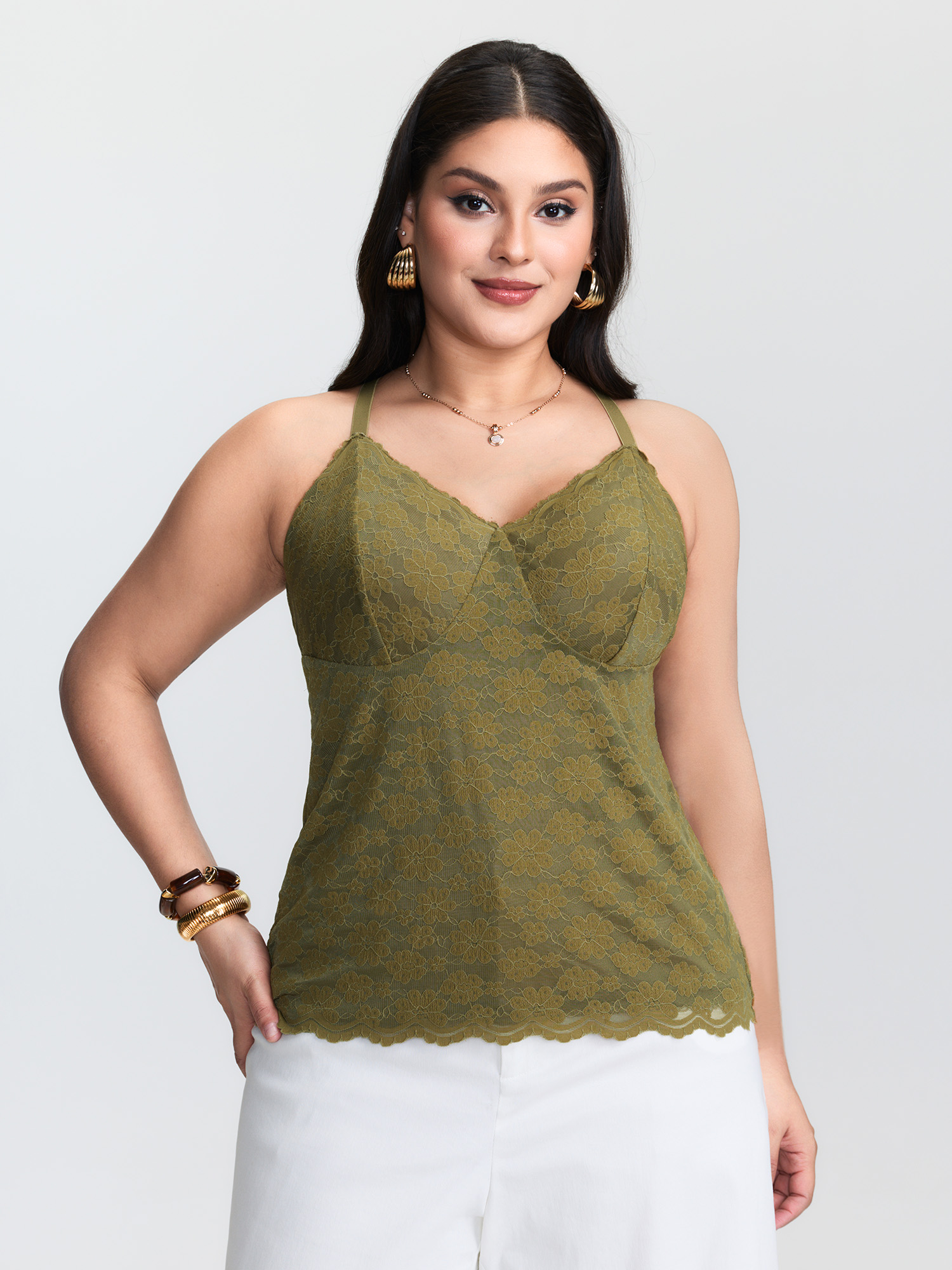 BloomChic Women's Plus Size Scalloped Lace Adjustable Fitted Tank Top Olive Everyday-Elegant S-line 10/M