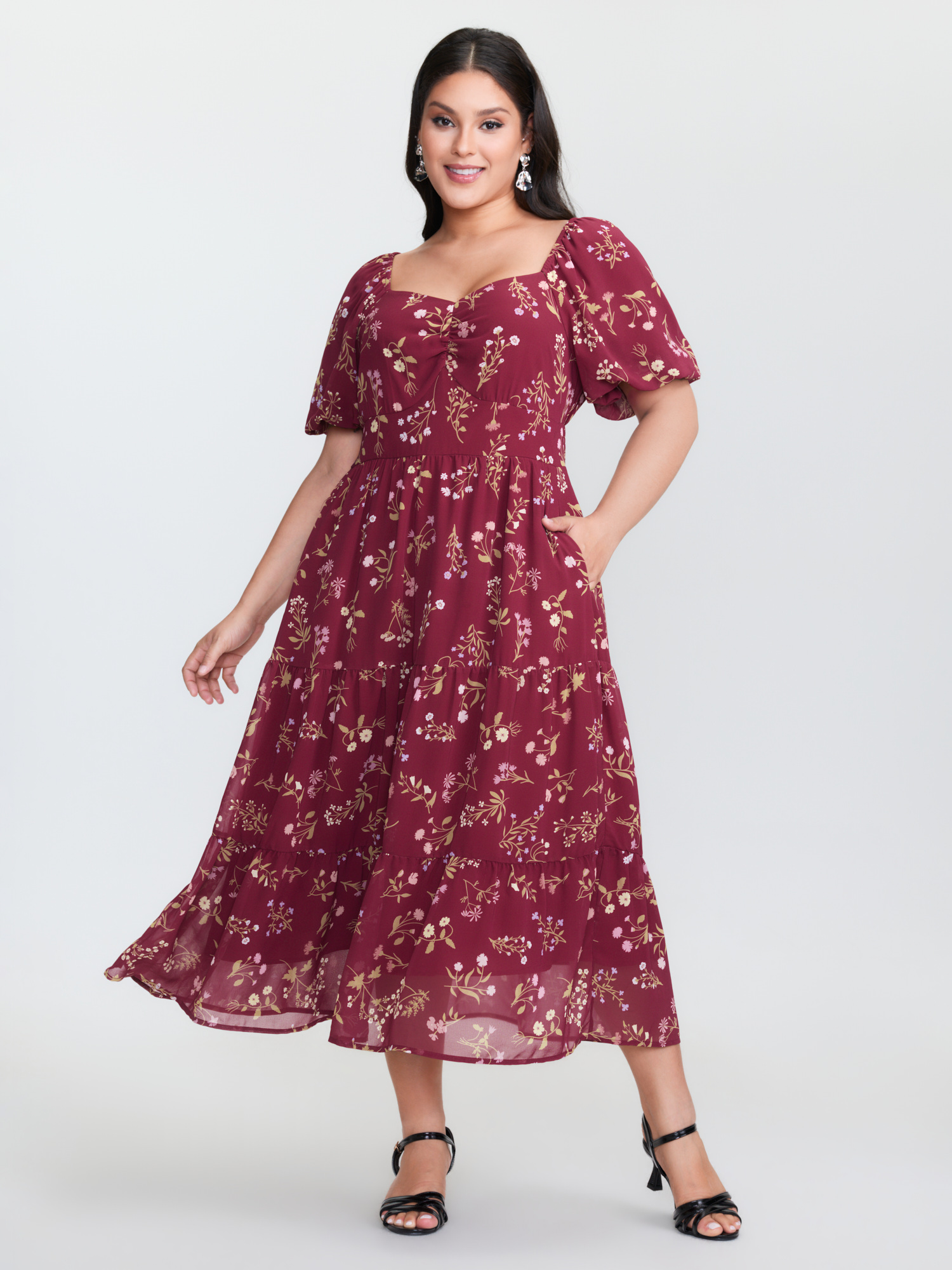 BloomChic Women's Plus Size Floral Vanilla Print Sweetheart Neckline Maxi Dress Burgundy Ditsy Floral Maxi Everyday-Elegant Twist 12/L