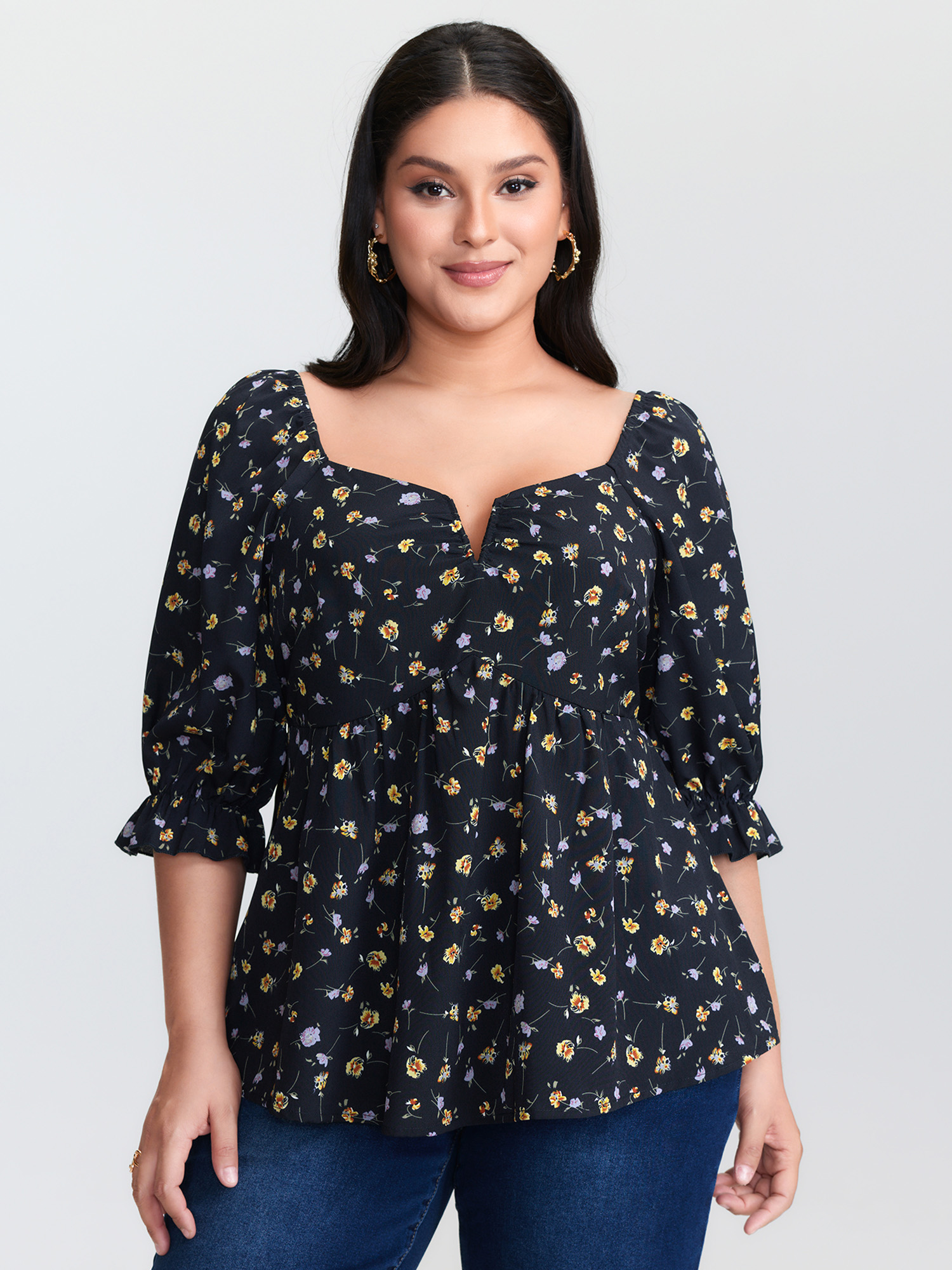 BloomChic Women's Plus Size Floral Print Shirred Cuff Sleeve Blouse DarkBlue Ditsy Floral Everyday-Elegant Half Sleeve 12/L