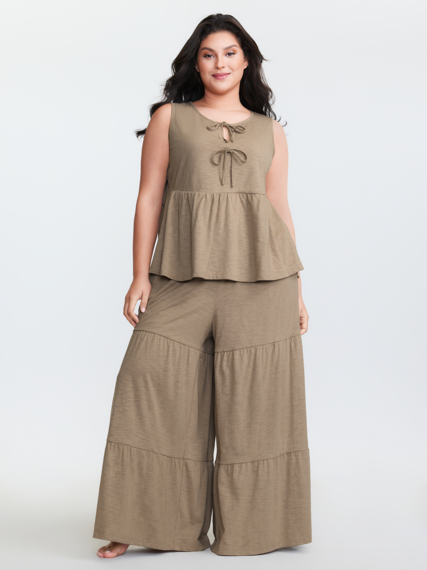 BloomChic Women's Plus Size Supersoft Textured Front Tie Tiered Lounge Set Champagne Non Sleeveless Tie knot 10/M-image-48055558537386