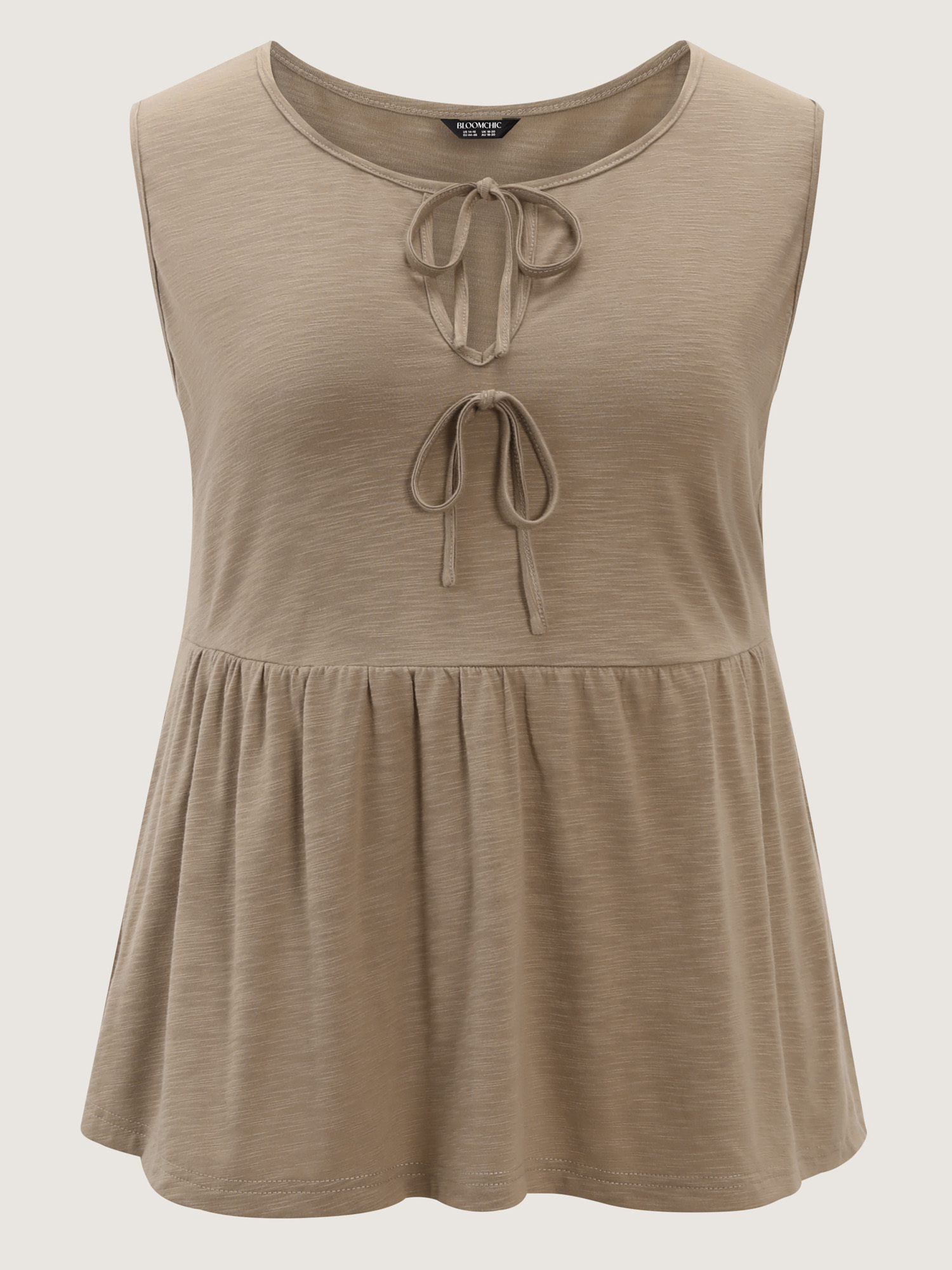 Side view of BloomChic Women's Plus Size Supersoft Textured Front Tie Tiered Lounge Set Champagne Non Sleeveless Tie knot 14-16/1X