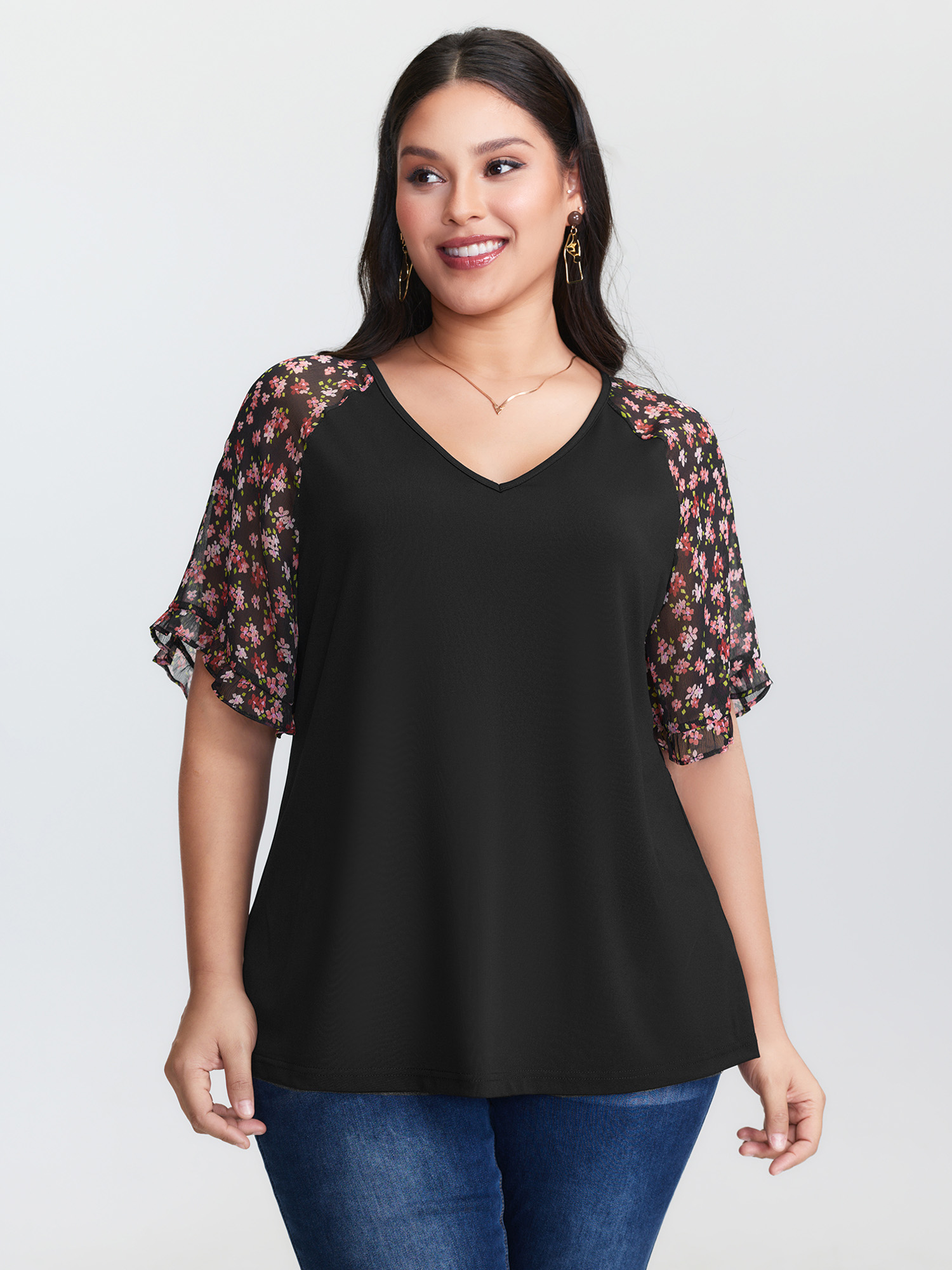 BloomChic Women's Plus Size Sheer Floral Print Ruffled Cuff Sleeve Top BlackFlower Short sleeve Everyday-Elegant V-Neck 10/M