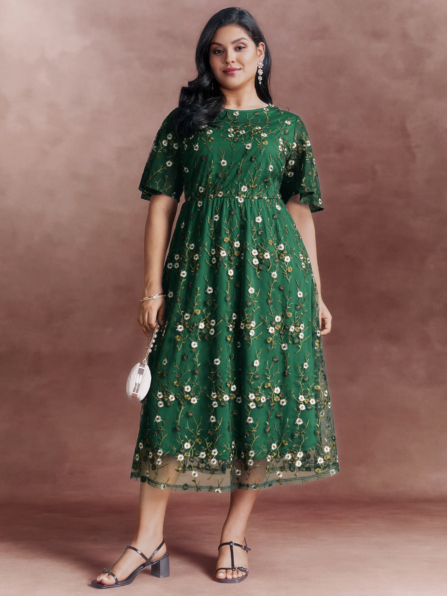 BloomChic Women's Plus Size Floral Embroidered Mesh Midi Dress Truegreen Non Midi Occasion Embroidered 14-16/1X