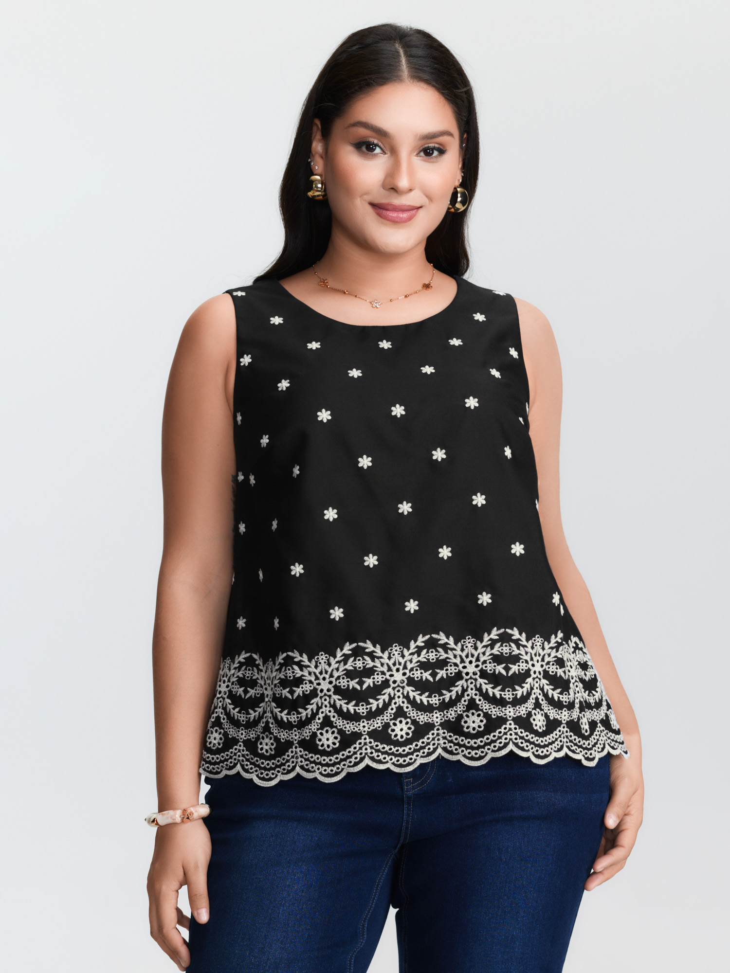 BloomChic Women's Plus Size Cotton Monochrome Floral Embroidered Tank Top Black Vacation 18-20/2X