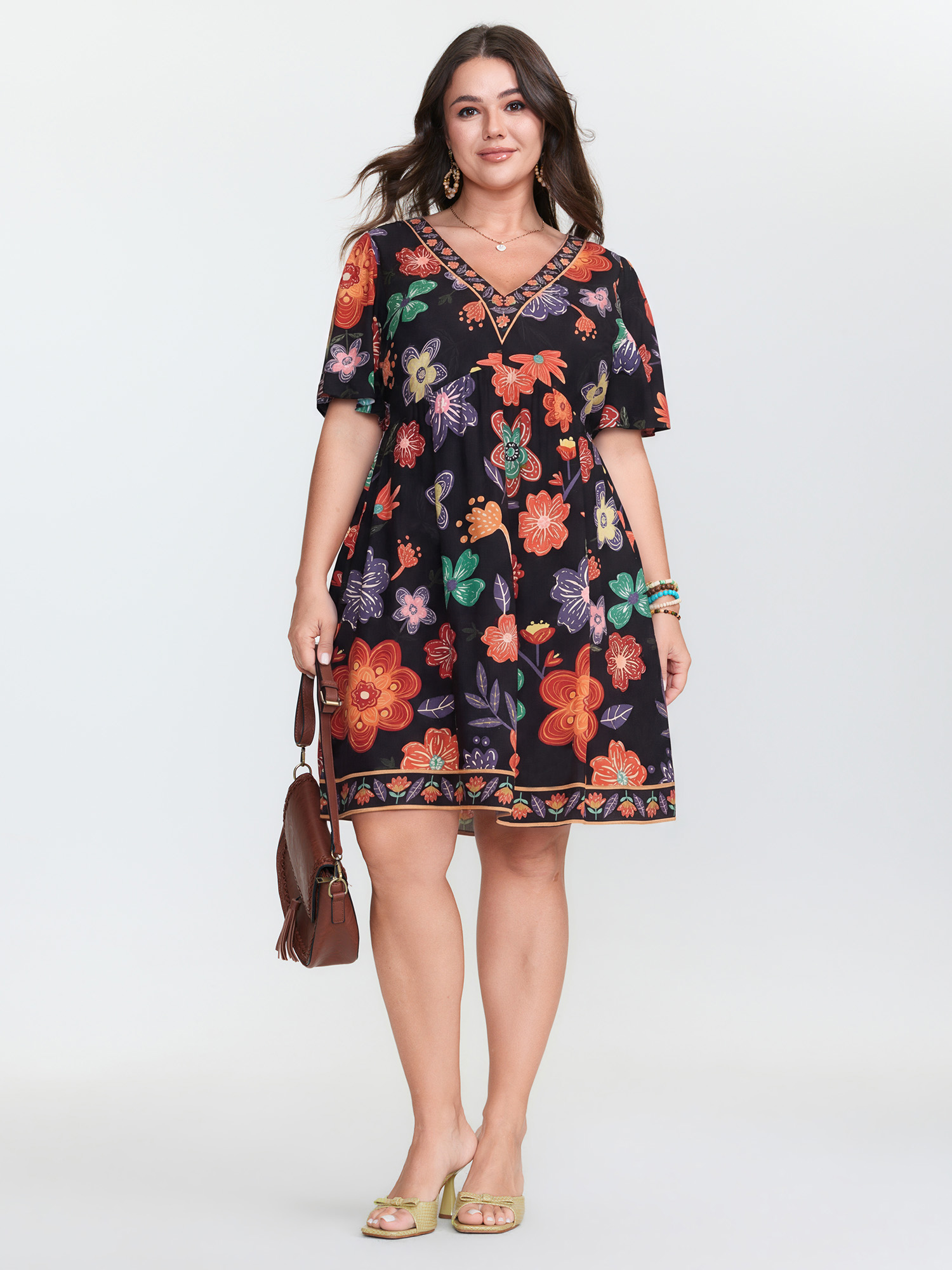 BloomChic Women's Plus Size Colorful Floral Print V-Neck Mini Dress Black Floral Short Vacation 10/M
