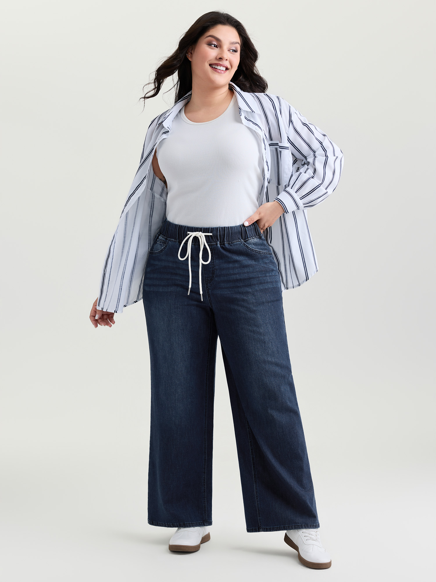 BloomChic Women's Plus Size Easy Pull-On Stretchy Wide-Leg Jeans Midblue Wide leg Medium stretch 22/3X