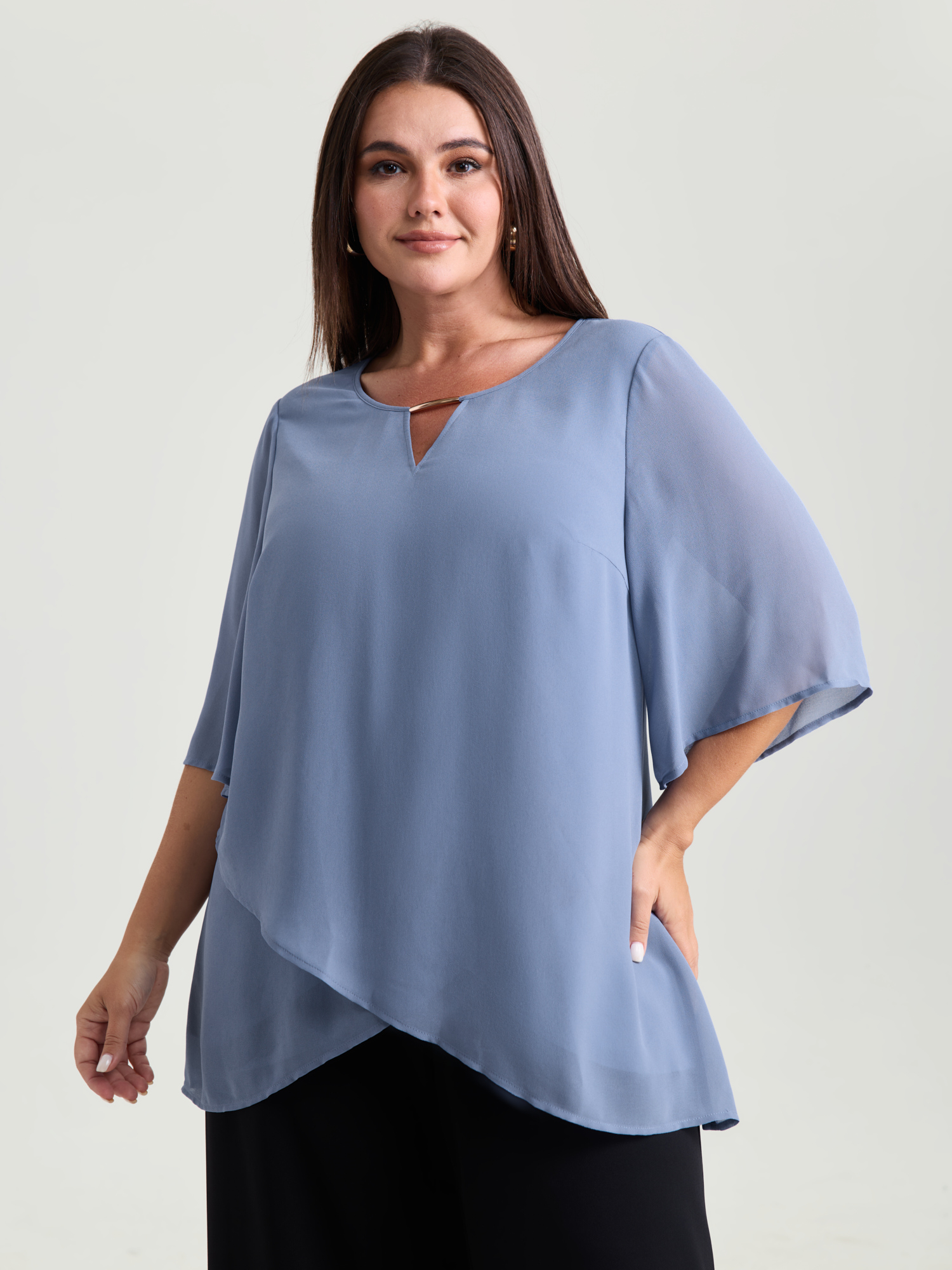 BloomChic Women's Plus Size Overlap Hem Keyhole Neckline Metallic Detail Blouse Stone Non Office Half Sleeve 10/M