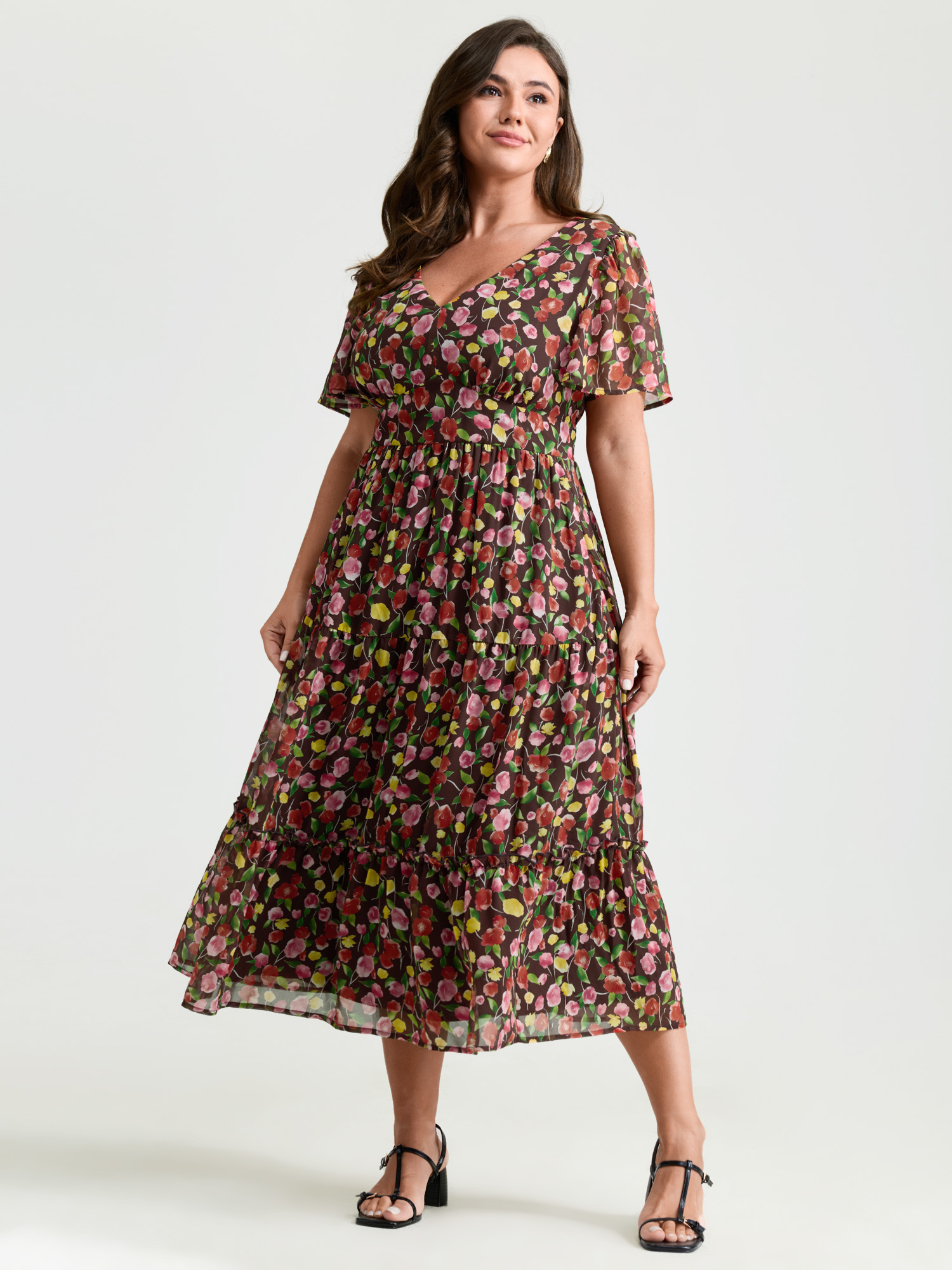 BloomChic Women's Plus Size Vacation-Ready Floral Print Back-Tie Midi Dress Multicolor Ditsy Floral Midi Everyday-Elegant Knotted 10/M