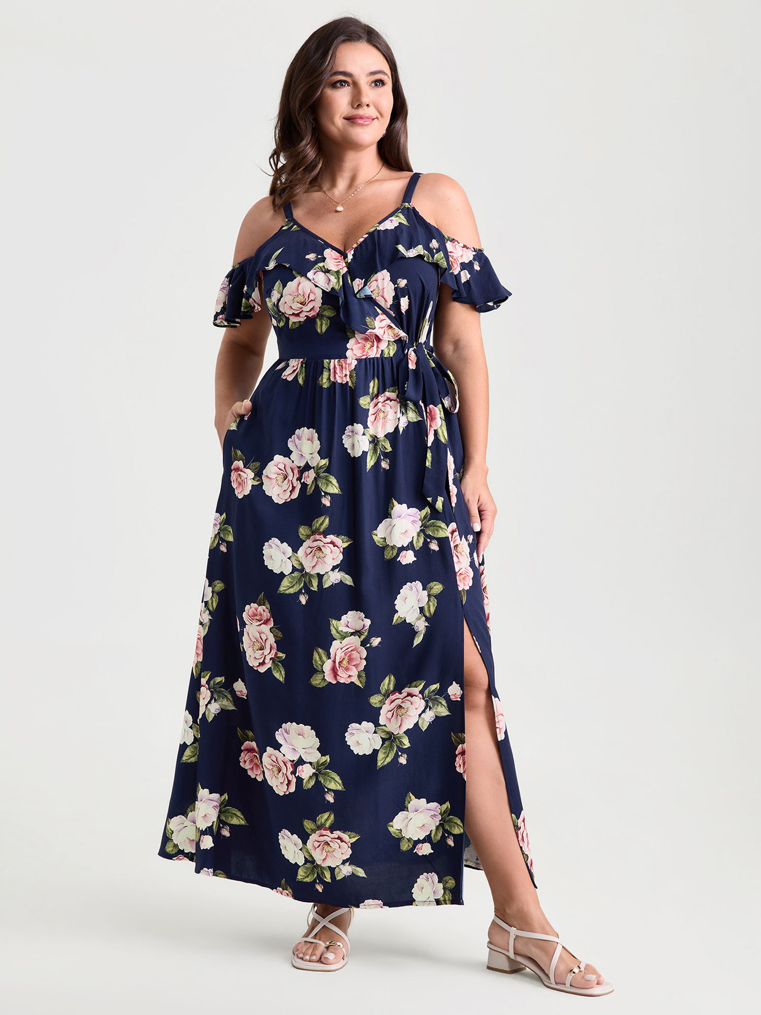 BloomChic Women's Plus Size Romantic Floral Print High Slit Maxi Dress DarkBlue Ditsy Floral Maxi Everyday-Elegant Overlapping 10/M