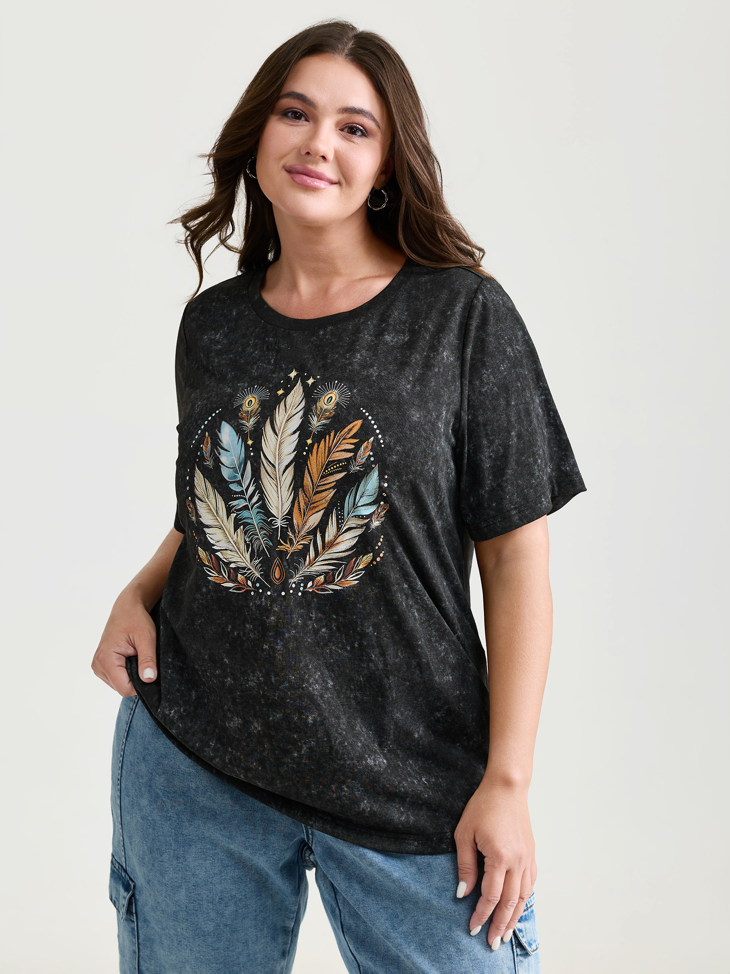 BloomChic Women's Plus Size Supersoft Stretchy Feather Print Snowflake Effect T-Shirt Black Non Everyday-Casual Short sleeve 10/M