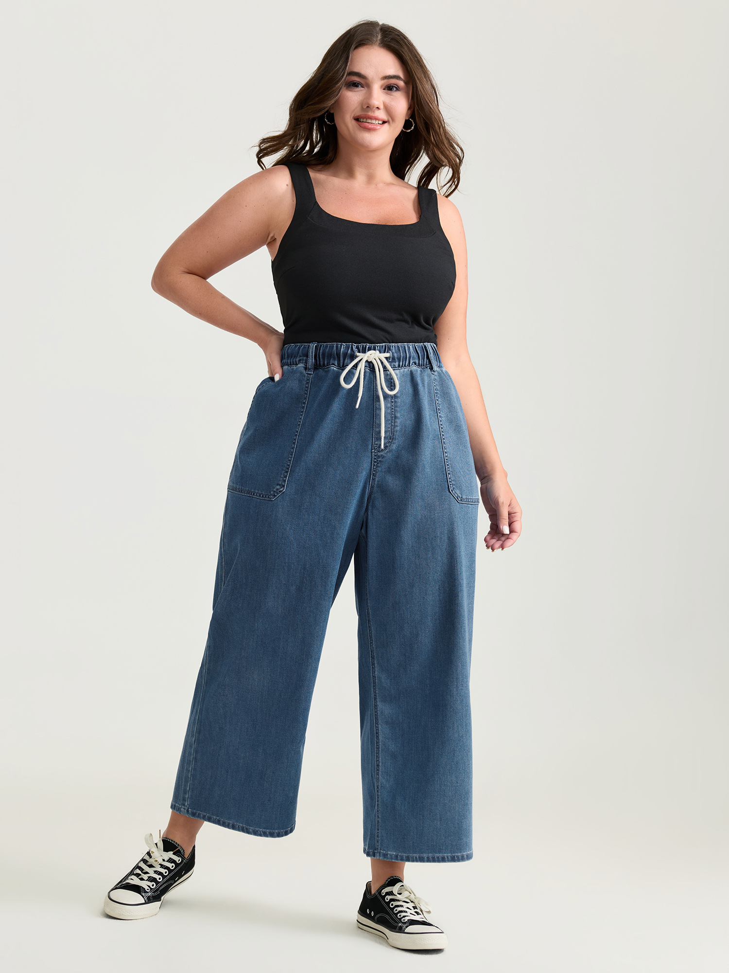 BloomChic Women's Plus Size Pull-On Drawstring Elastic Waistband Wide-Leg Jeans Denimlightblue Wide leg Low stretch 18/2X