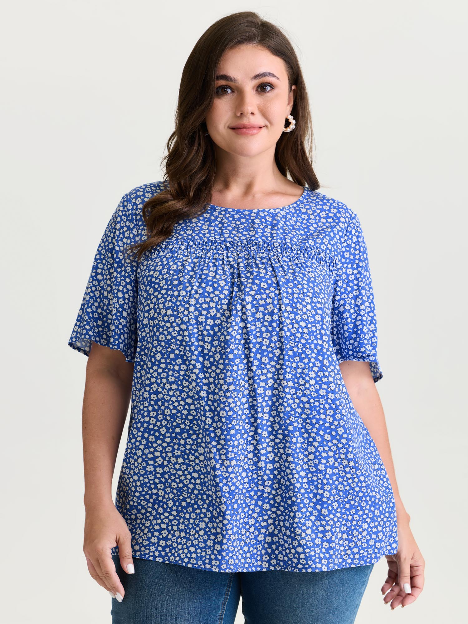 BloomChic Women's Plus Size Floral Ruffle Sleeve Gathered Round Neck Blouse Mediumblue Ditsy Floral Everyday-Casual Short sleeve Round Neck 10/M