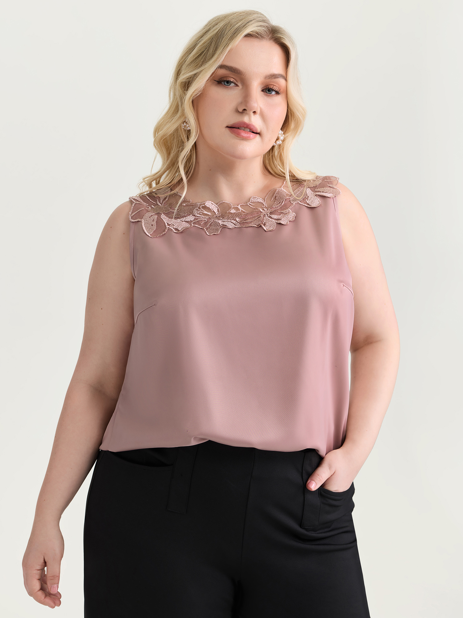 BloomChic Women's Plus Size Romantic Satin Lace Neckline Blouse Dirtypink Everyday-Elegant Relaxed Fit X-line 22-24/3X