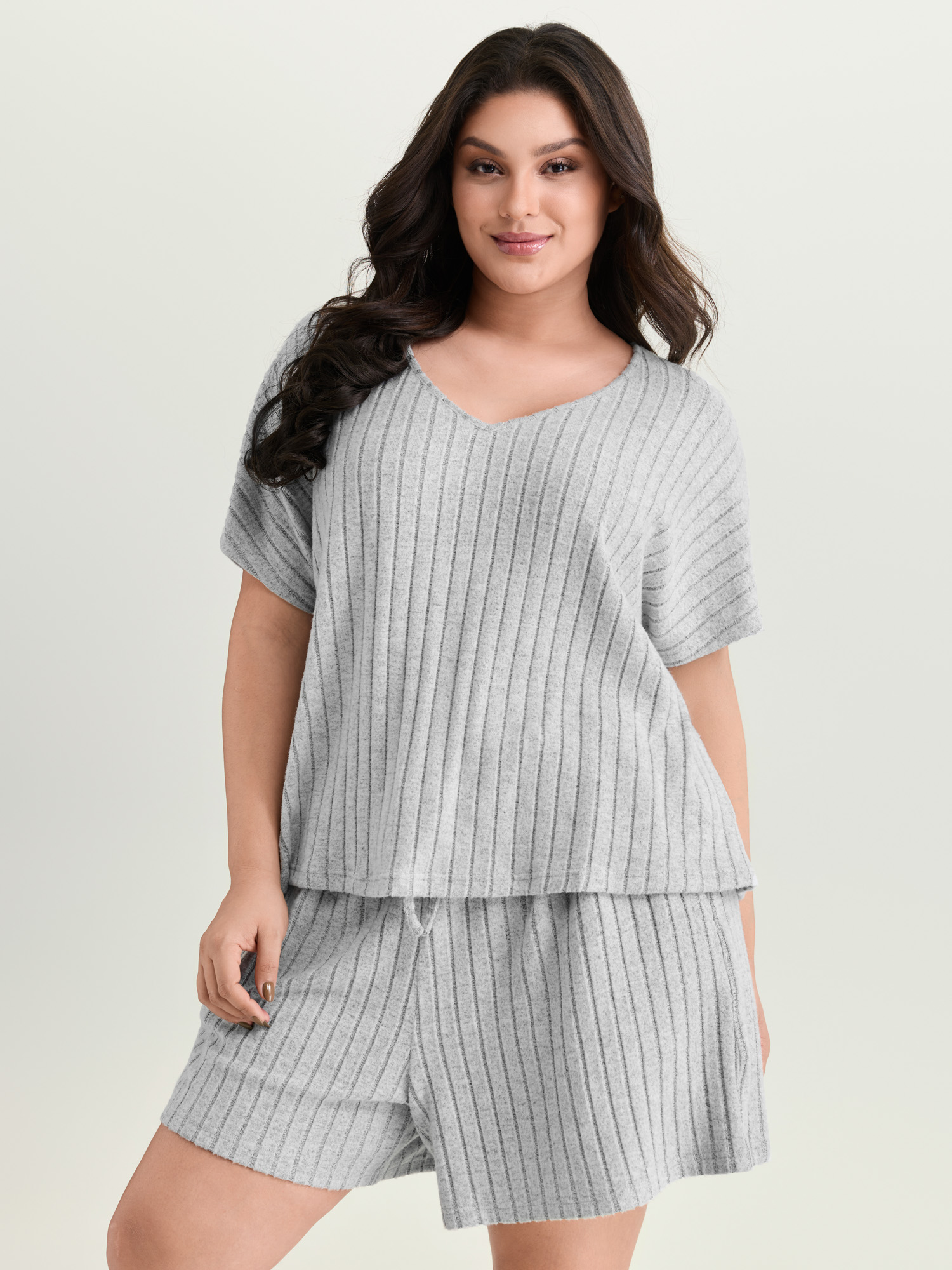 BloomChic Women's Plus Size Stretchy-Fit Ribbed Texture Lounge Set Mediumgray Solid Short sleeve Non 10/M-image-48165732647082