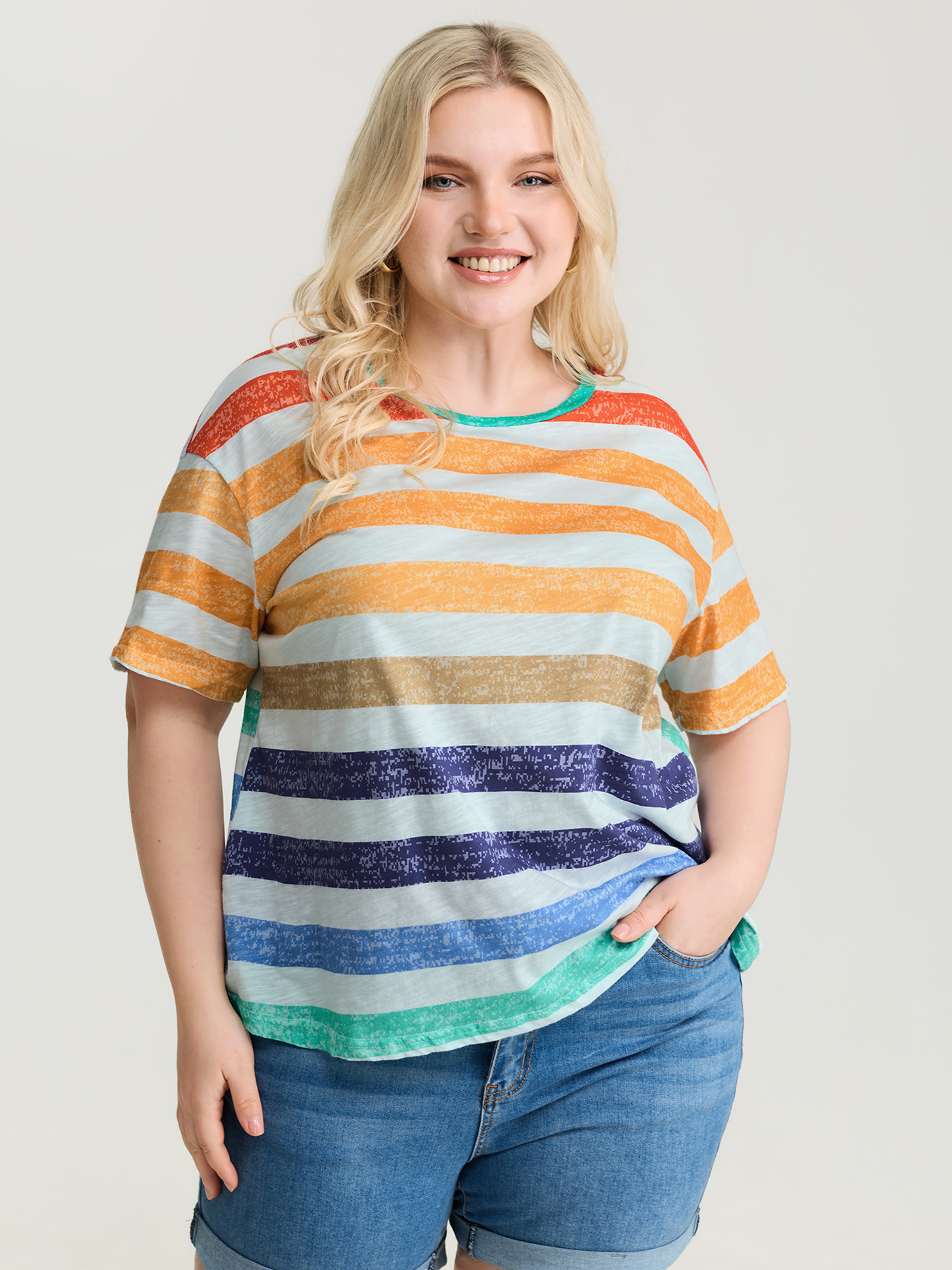 BloomChic Women's Plus Size Multi-Color Stripe Print Round Neck T-Shirt Multicolor Stripes Everyday-Casual Half Sleeve 10/M