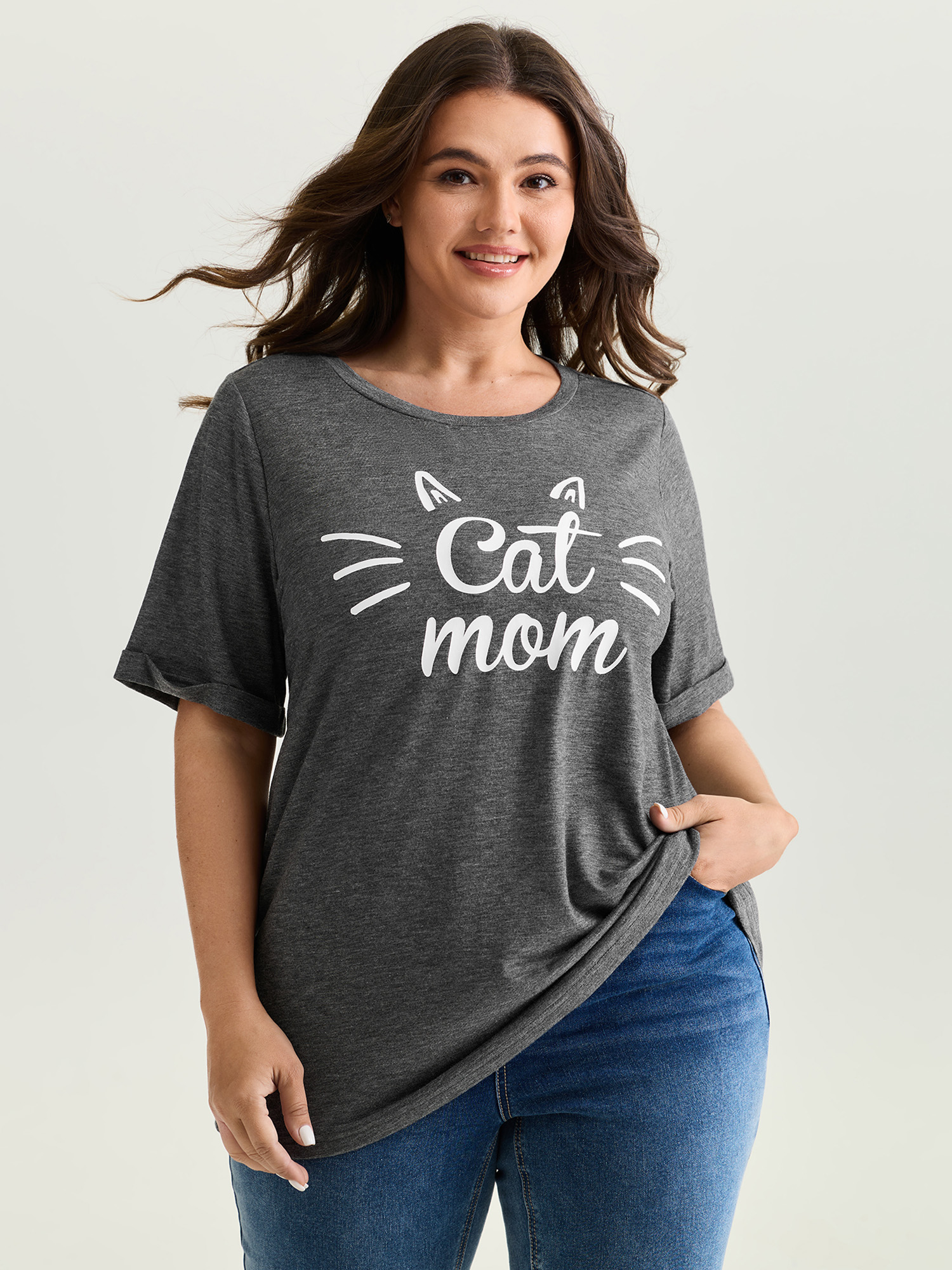 BloomChic Women's Plus Size Supersoft Cute Cat Mom Round Neck T-Shirt DimGray Everyday-Casual Short sleeve 10/M