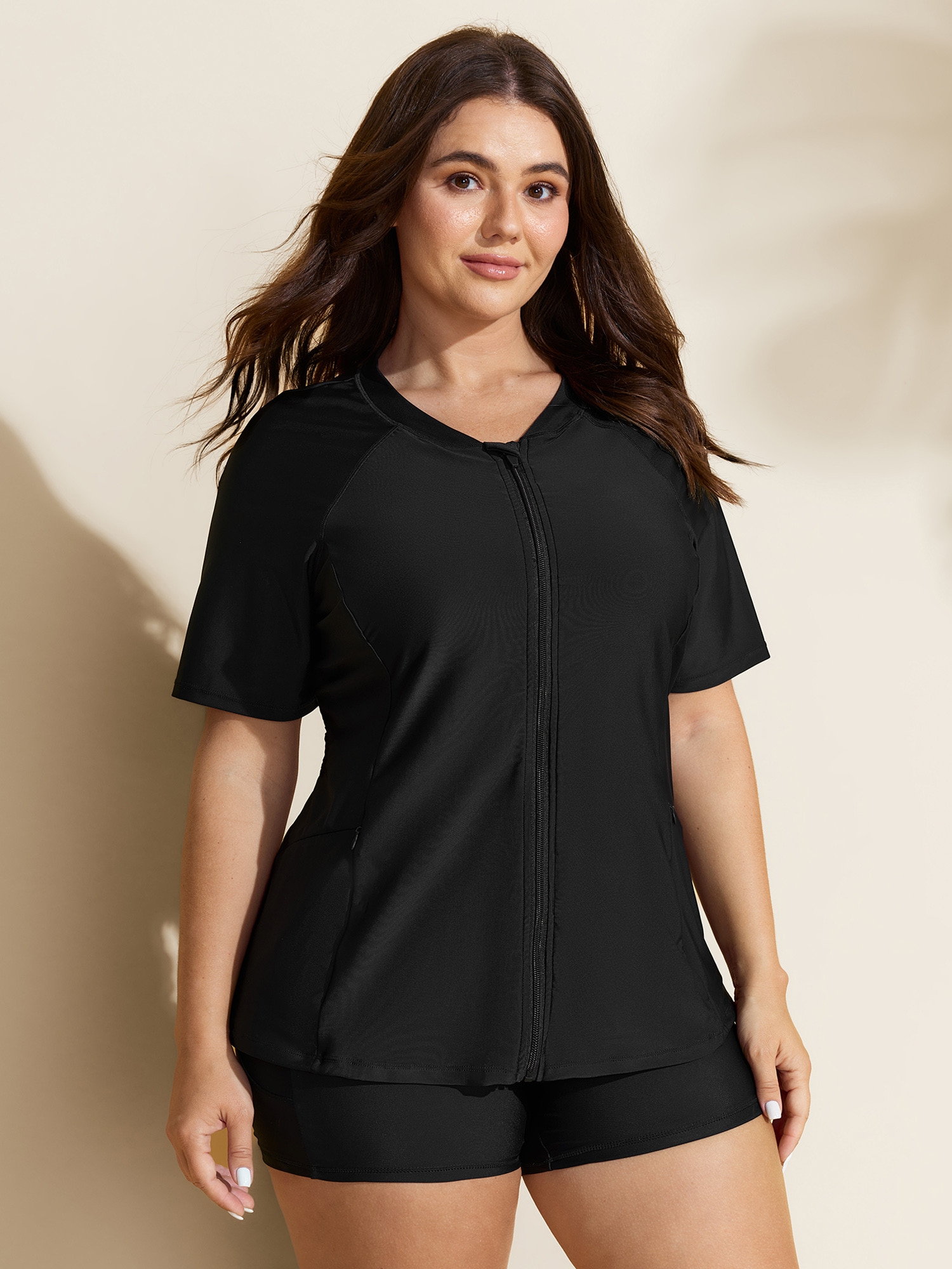 BloomChic Women's Plus Size UPF 50+ Zipper Front Pockets Swim Top Black Short sleeve 30/6X