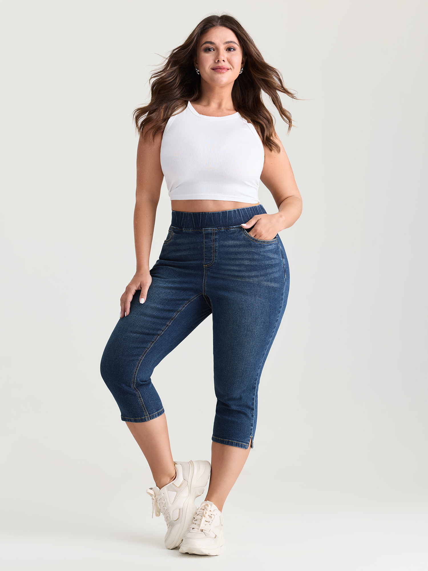 BloomChic Plus Size Pull-On Stretchy Waist Skinny-Fit Capri Jeans - Curve Women's Ocean Cavern High Rise Skinny fit Easy Pull-On Five-Pocket Jeans 14/M - Supersoft Knit Denim